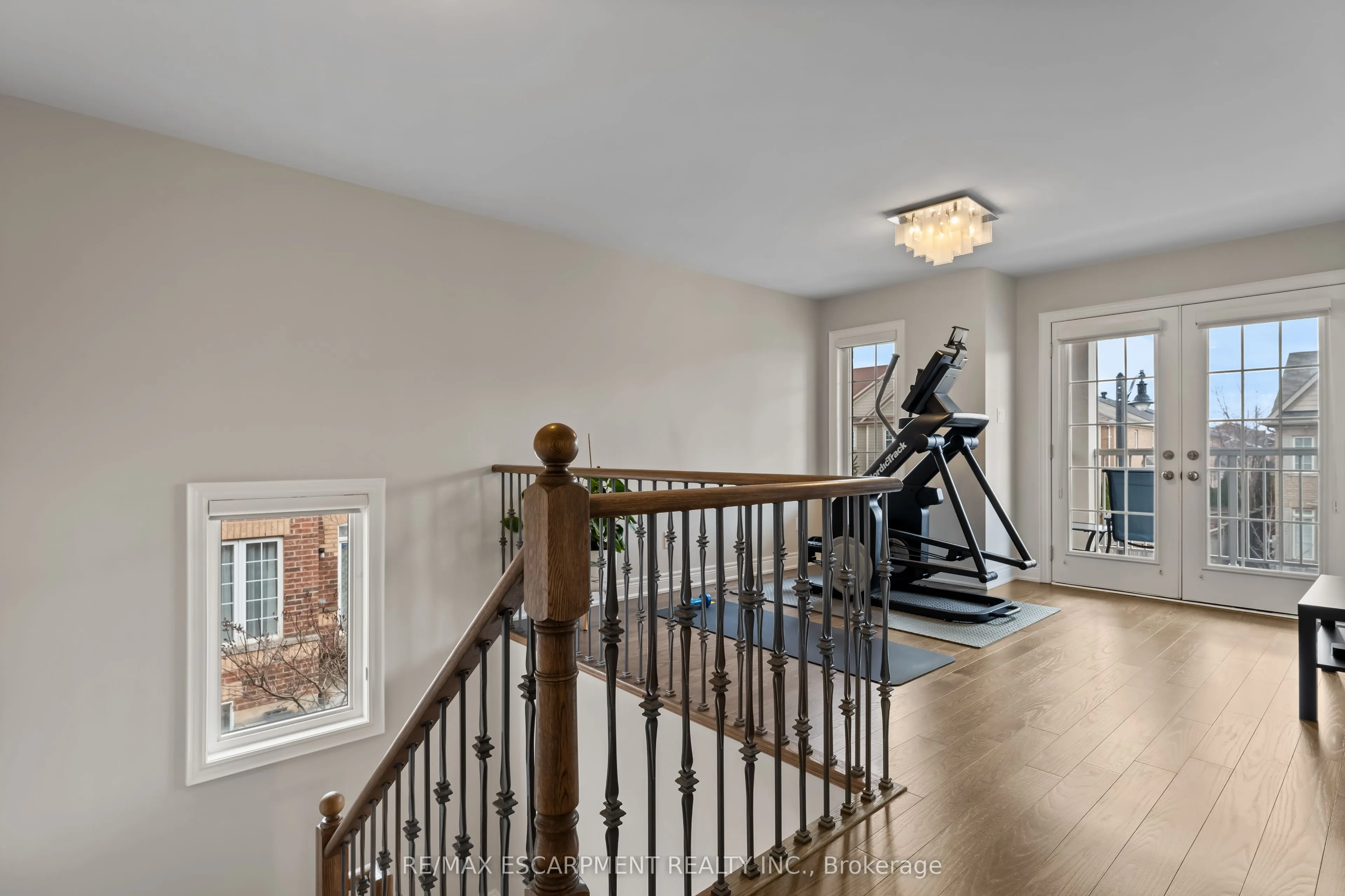 129 Fingland Crescent