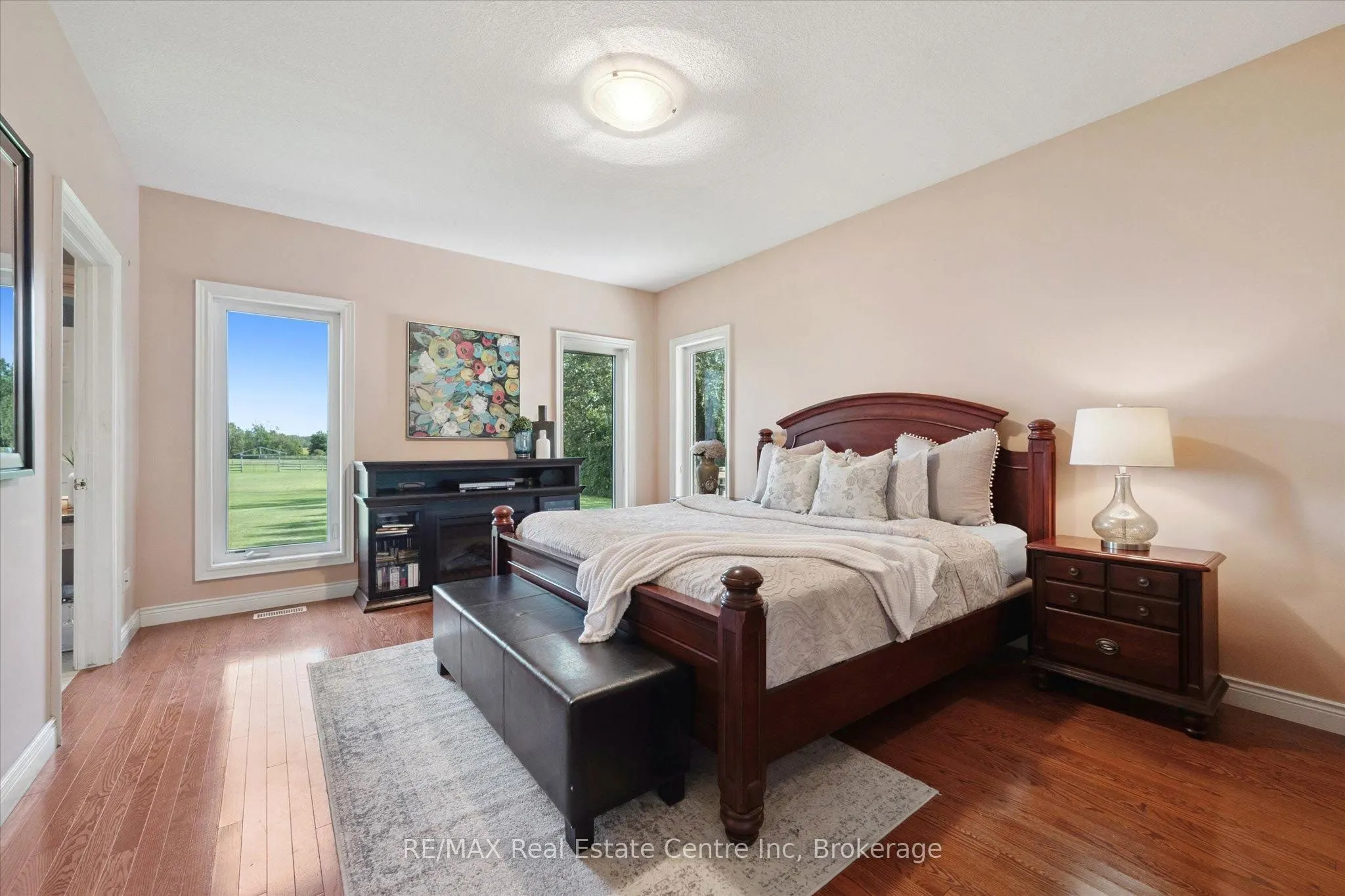 5946 WELLINGTON RD 86 Road