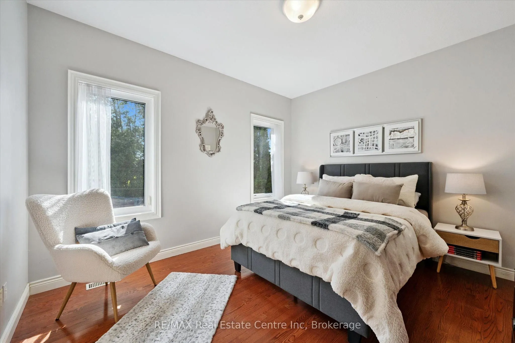 5946 WELLINGTON RD 86 Road