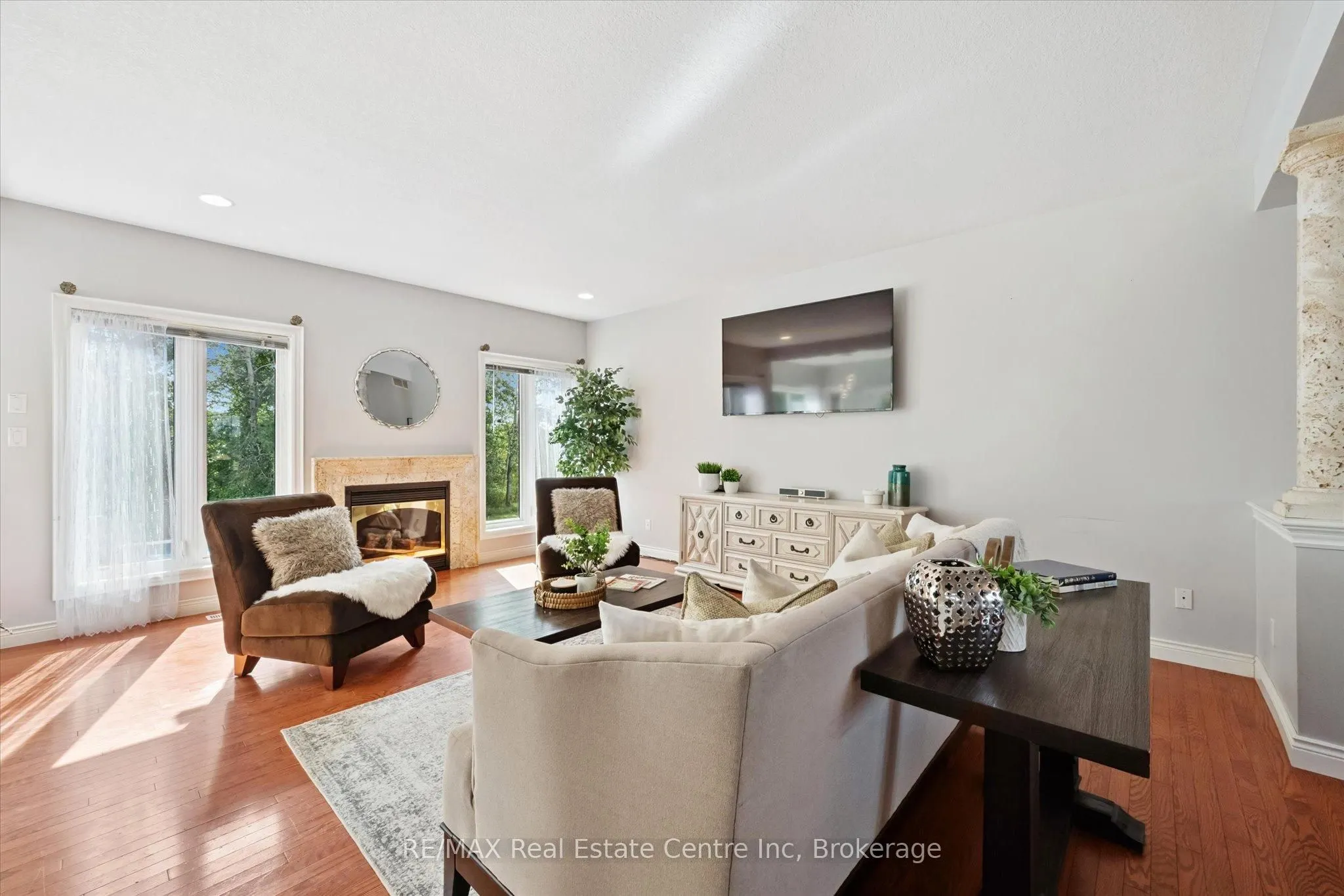 5946 WELLINGTON RD 86 Road