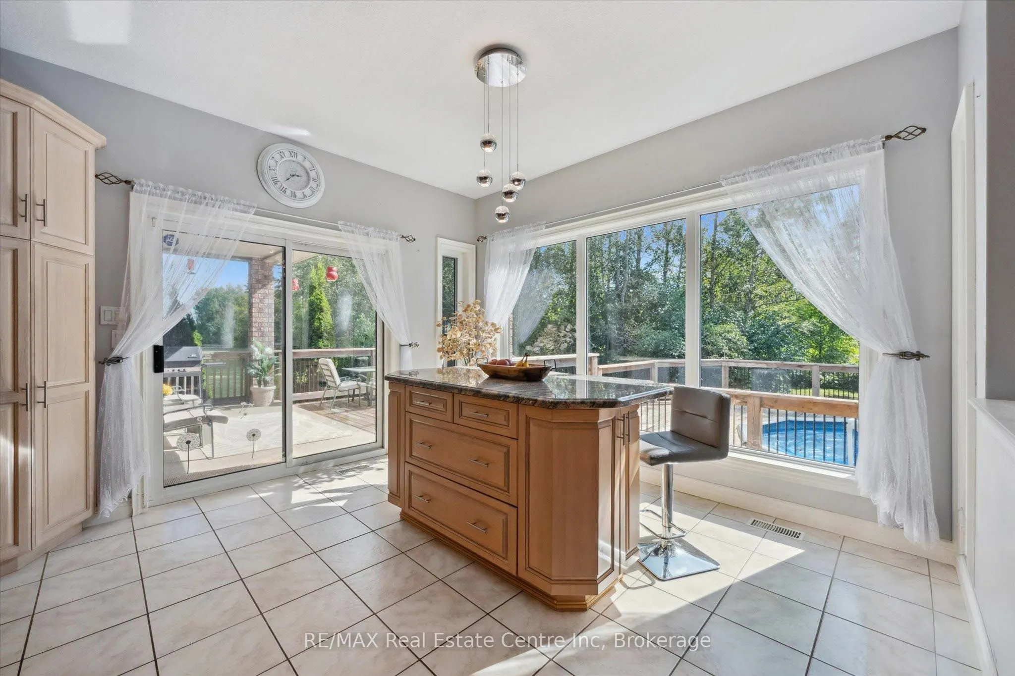 5946 WELLINGTON RD 86 Road