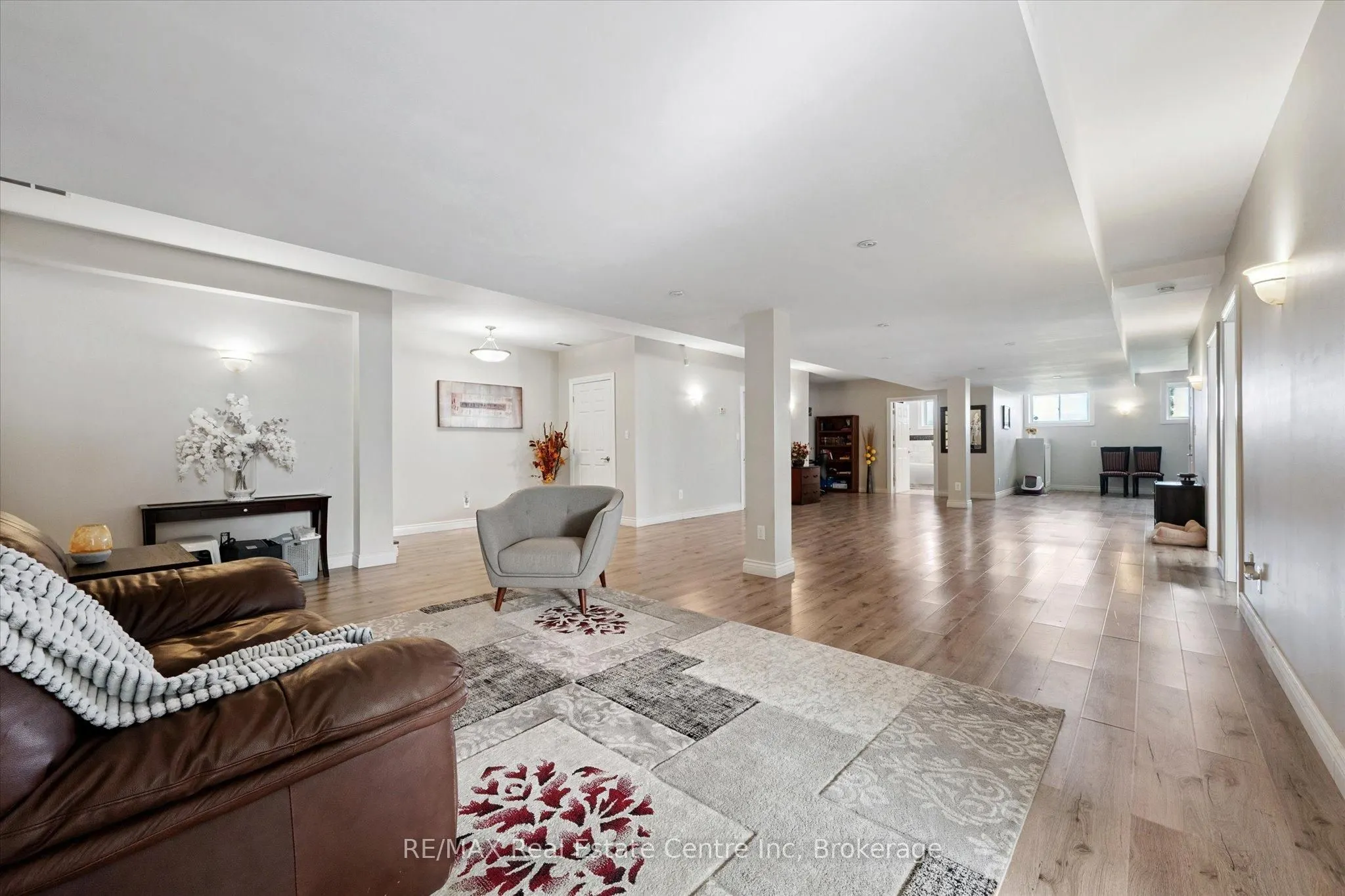 5946 WELLINGTON RD 86 Road