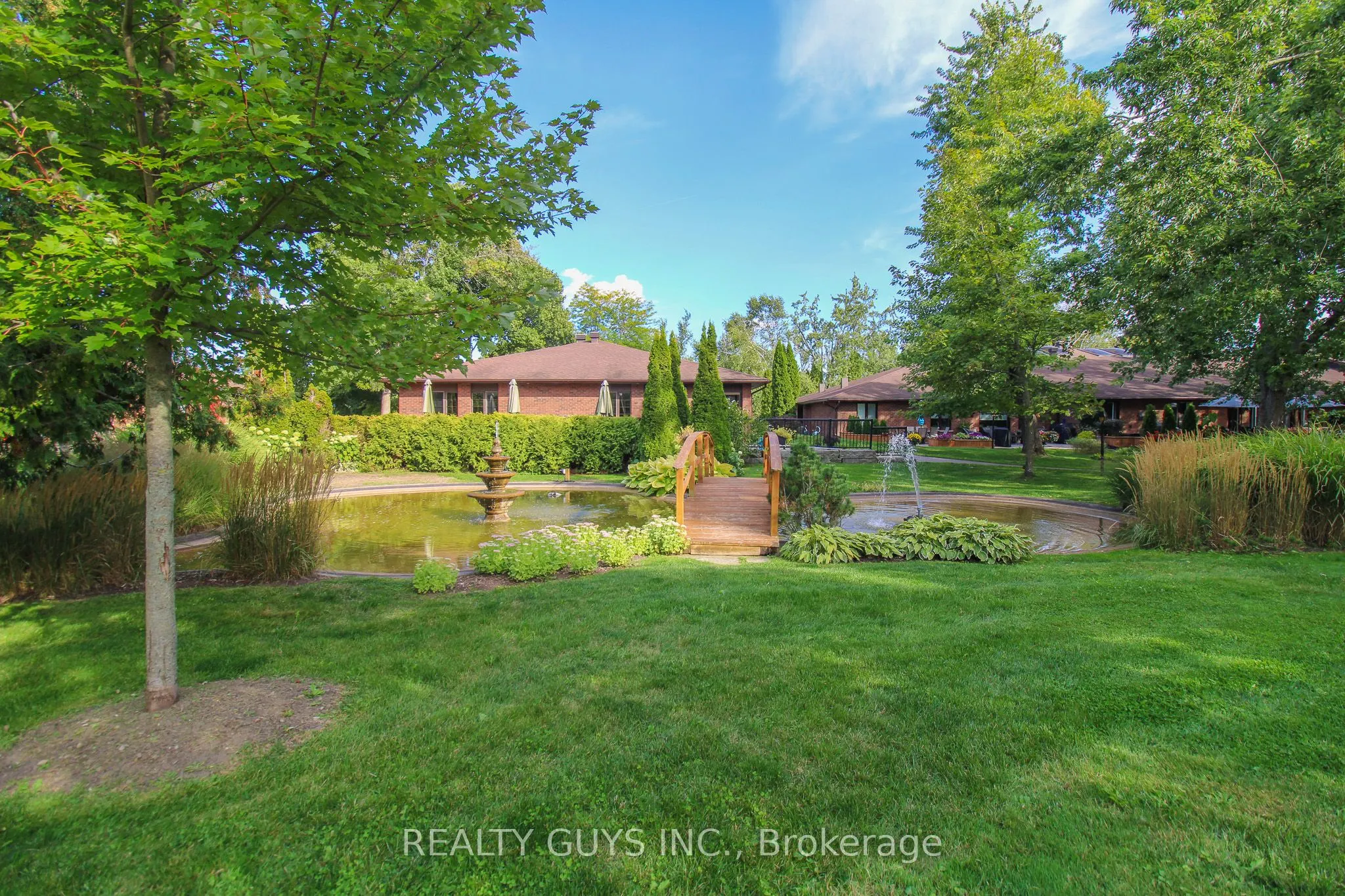 200 EAST Street S, ## 204