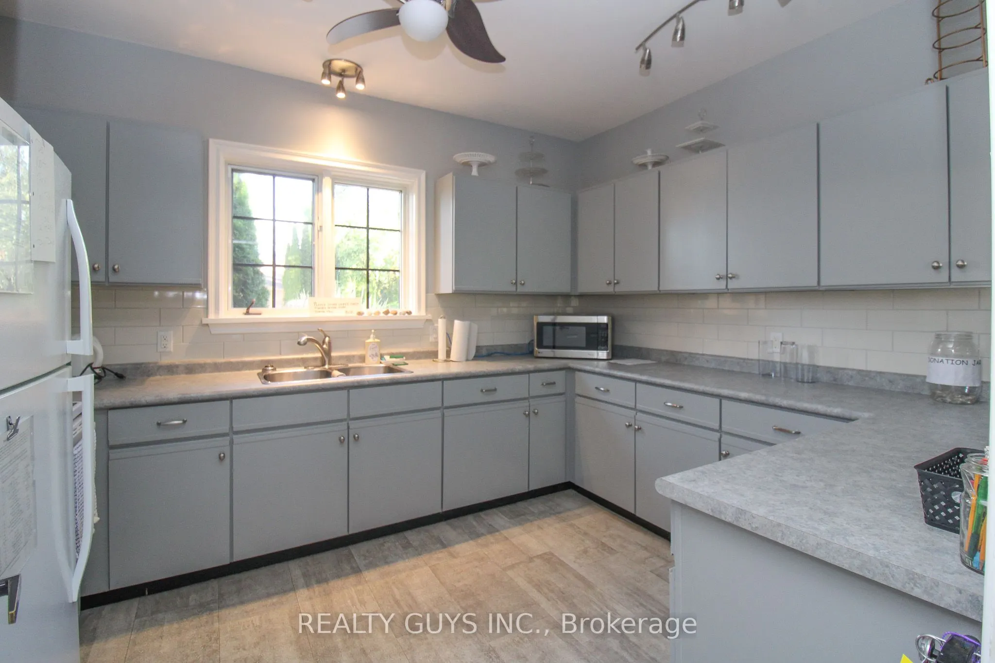 200 EAST Street S, ## 204