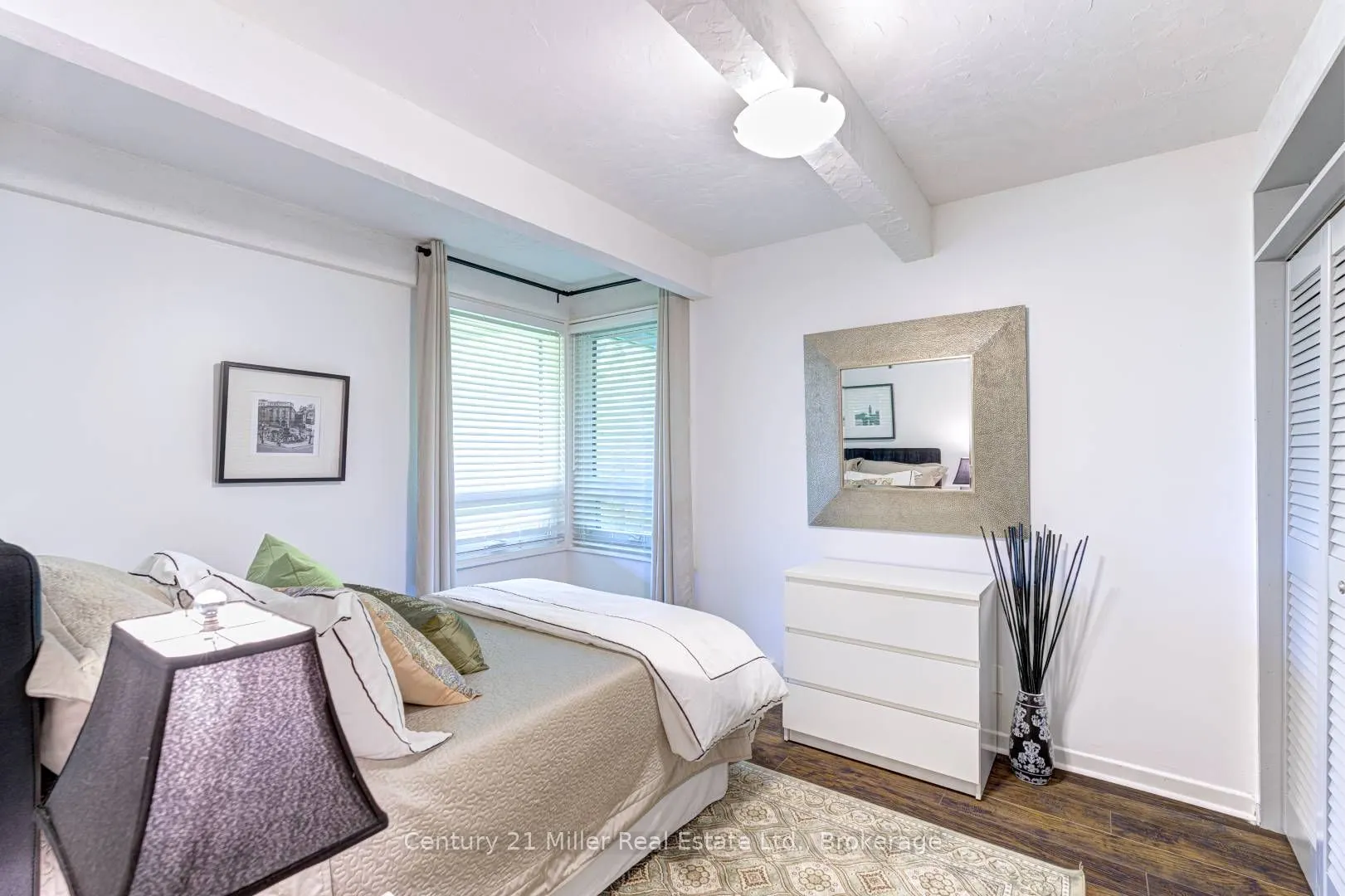 50 Greensview Drive