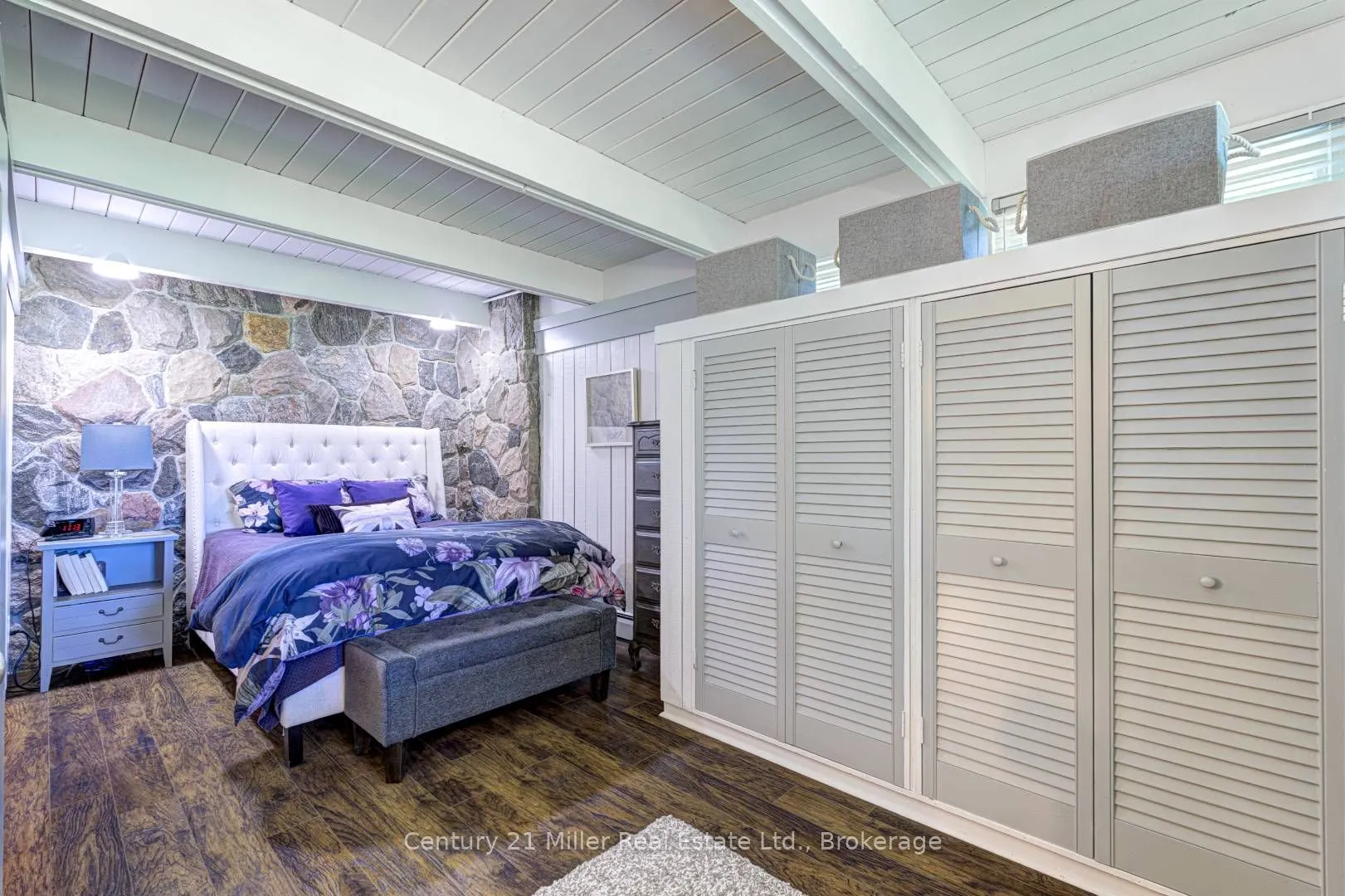 50 Greensview Drive