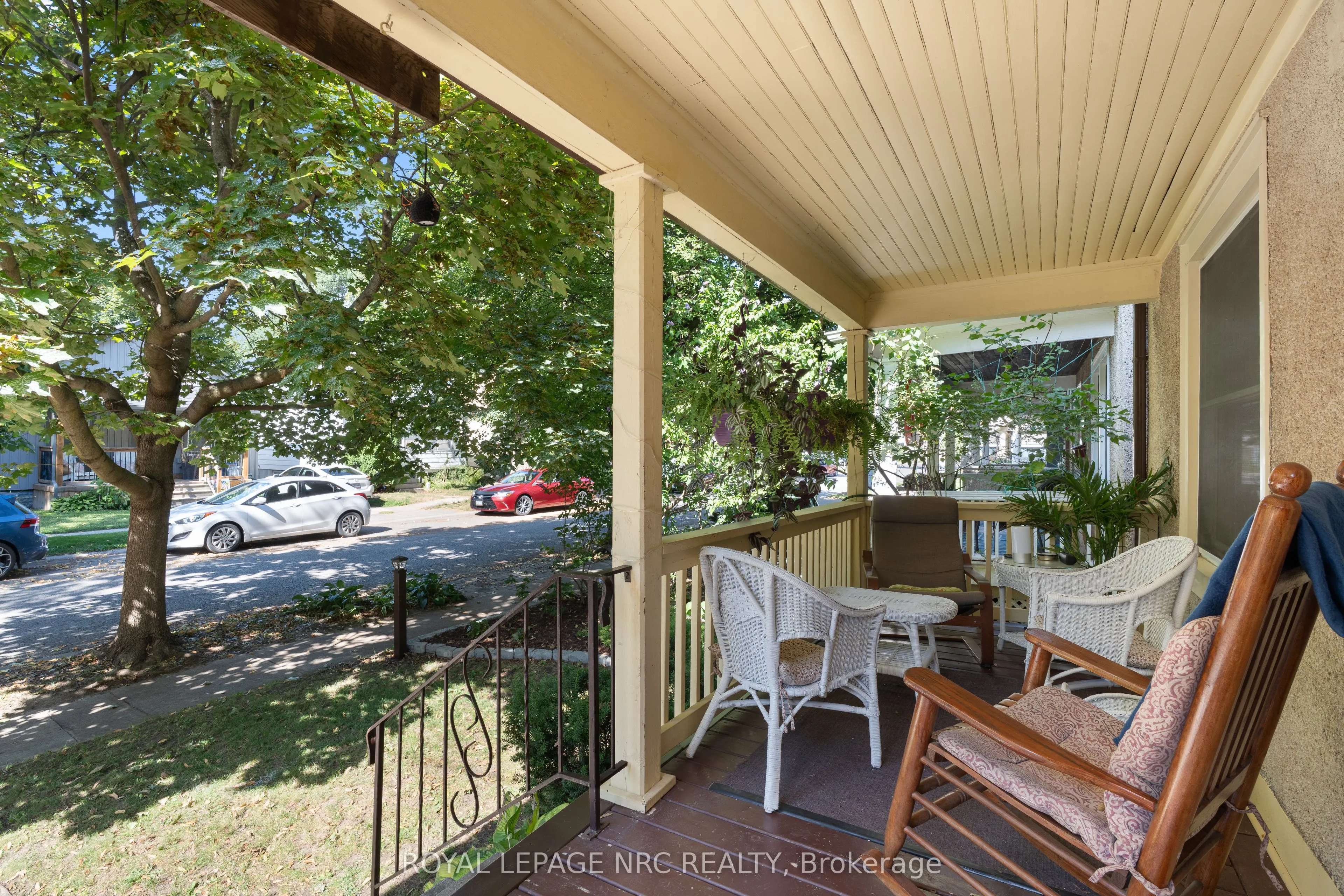 90 Chaplin Avenue