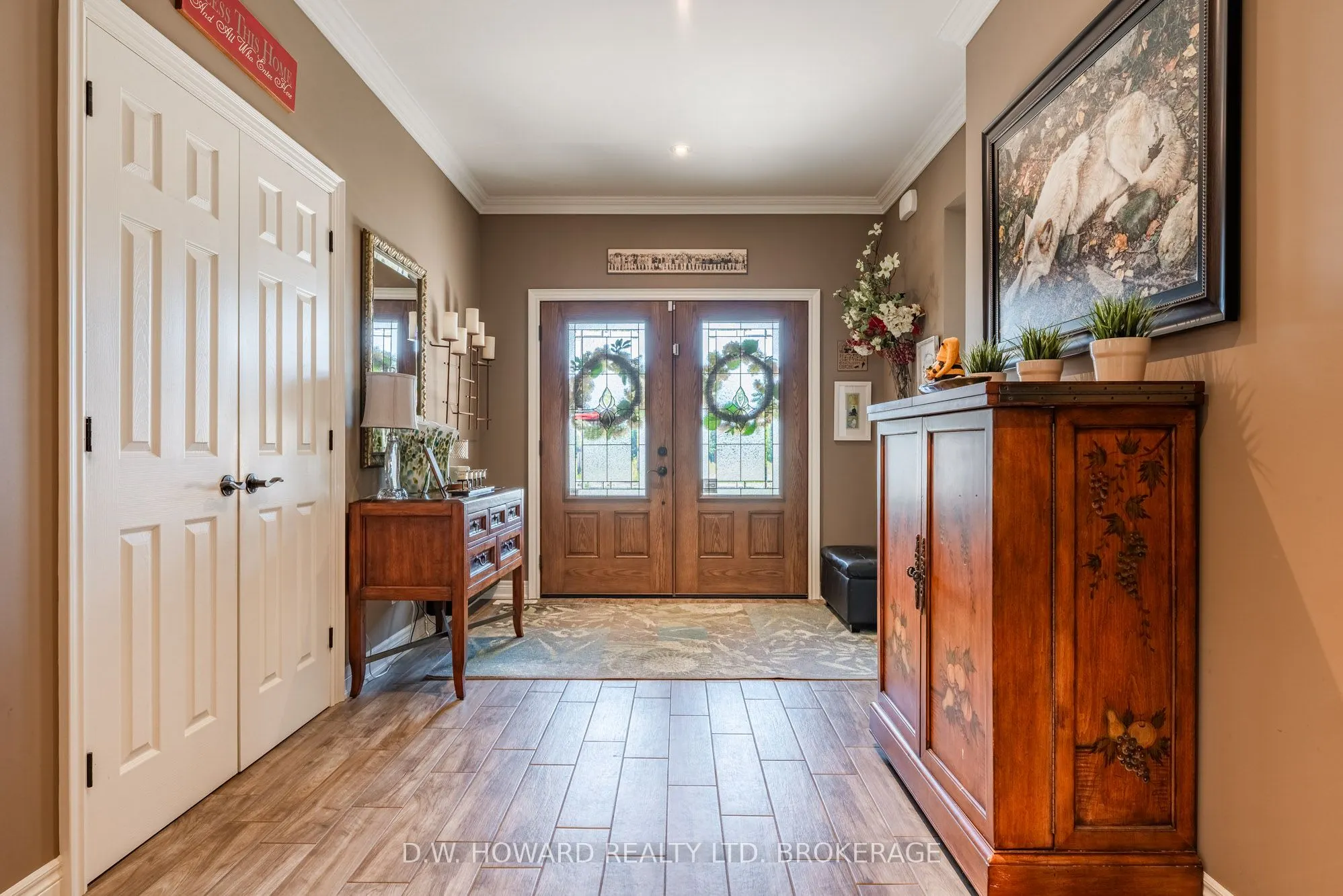 3270 Thunderbay Road