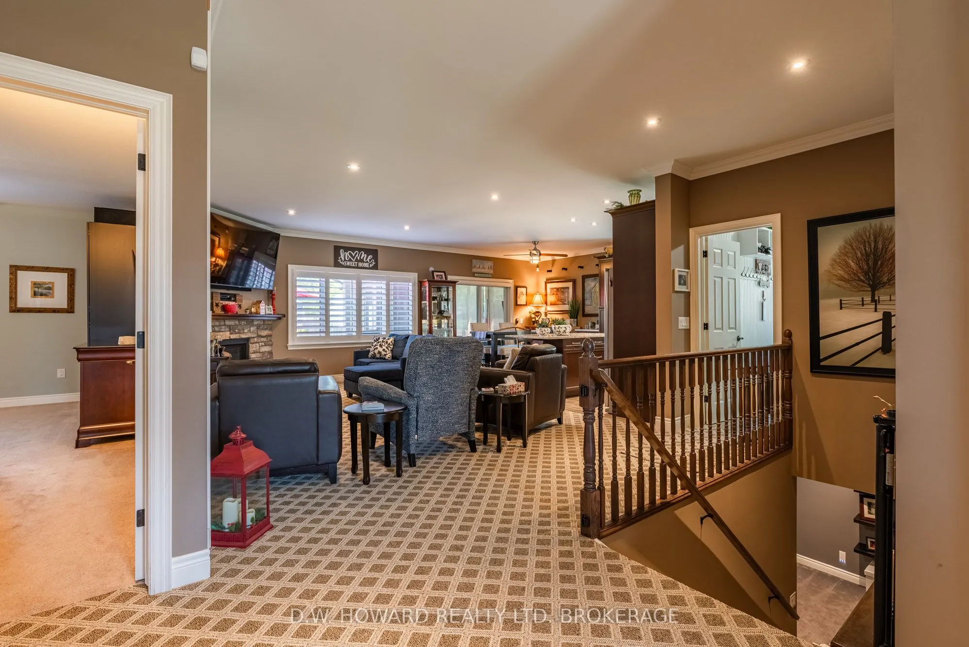 3270 Thunderbay Road