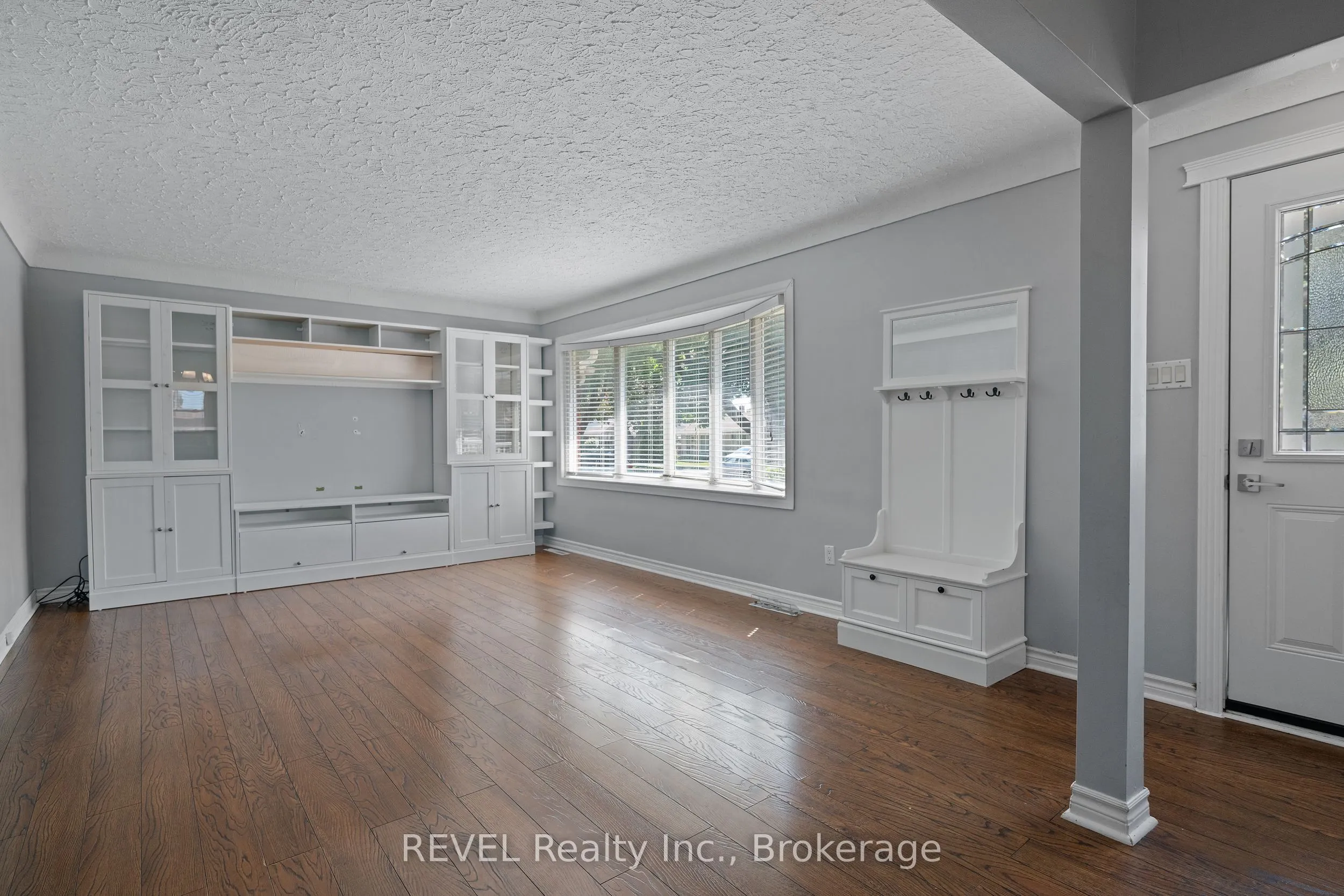6571 Burdette Drive