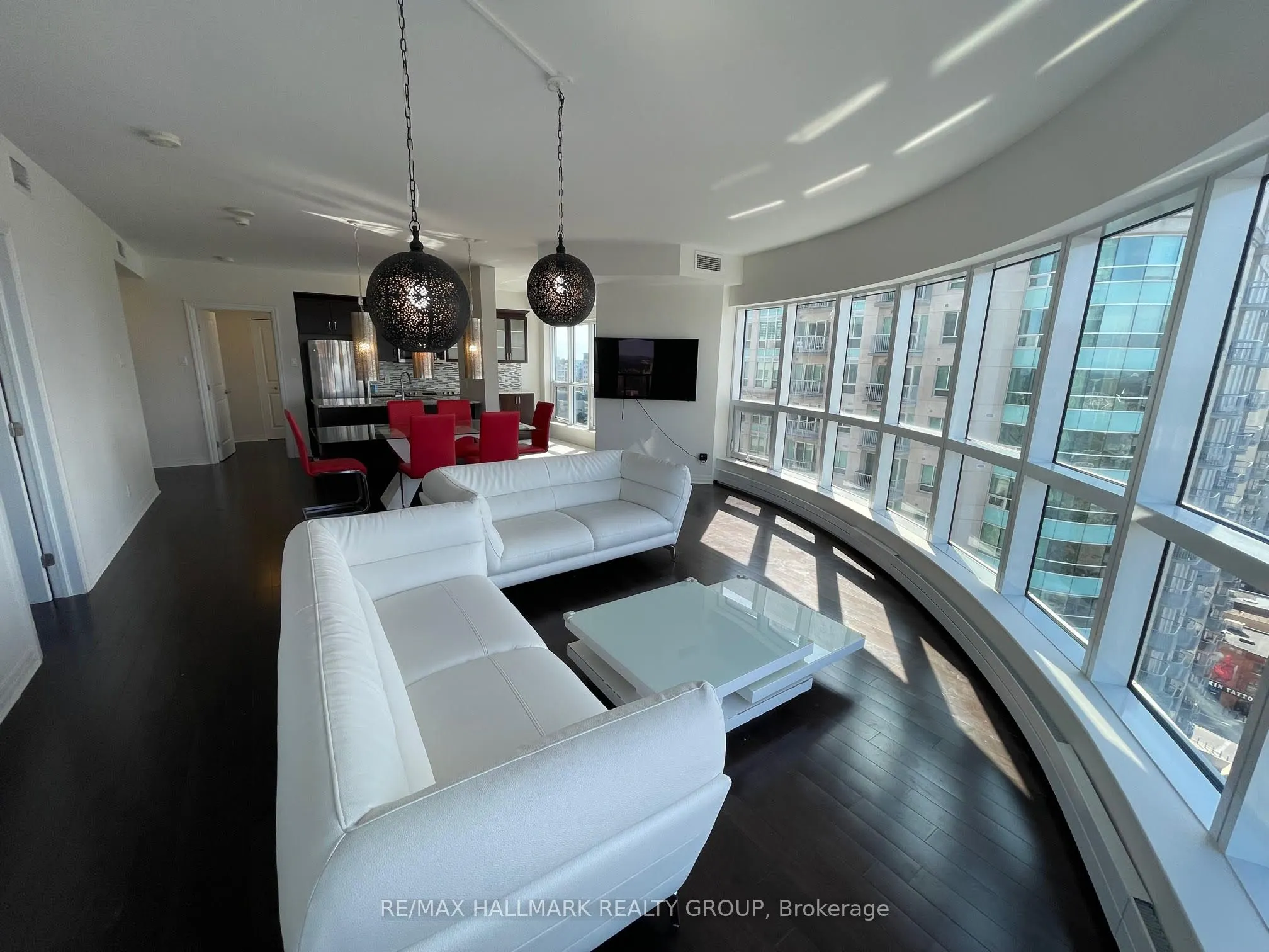 242 RIDEAU Street, #2201