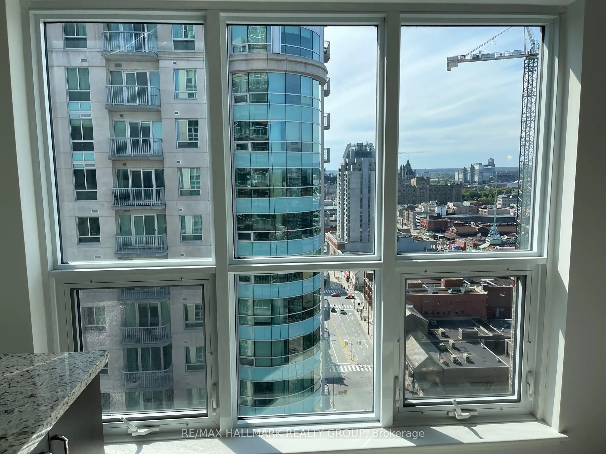242 RIDEAU Street, #2201