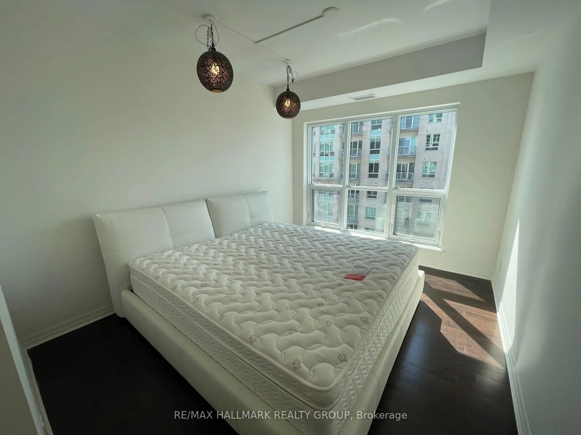 242 RIDEAU Street, #2201