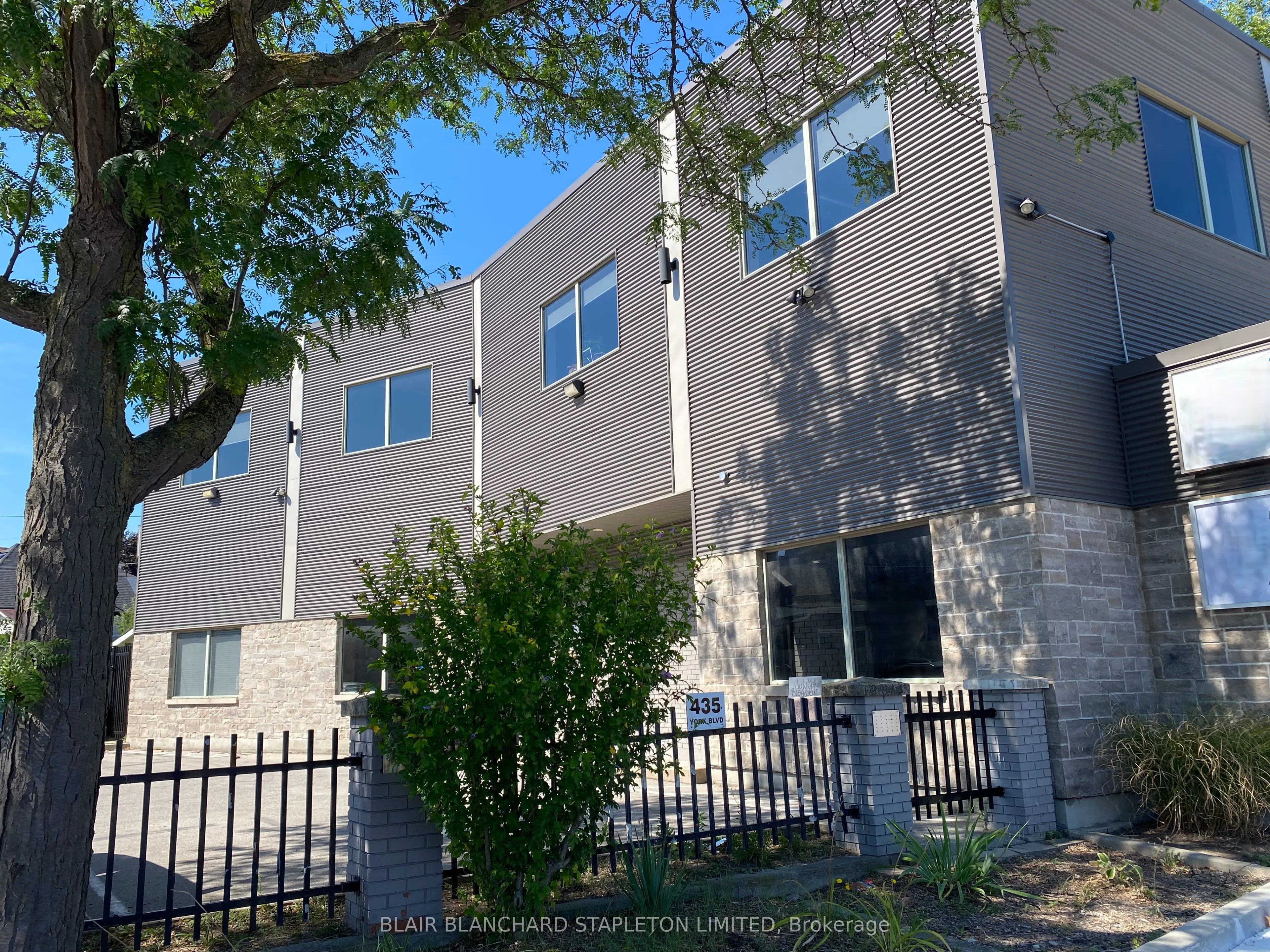 435 York Boulevard, #Second Floor
