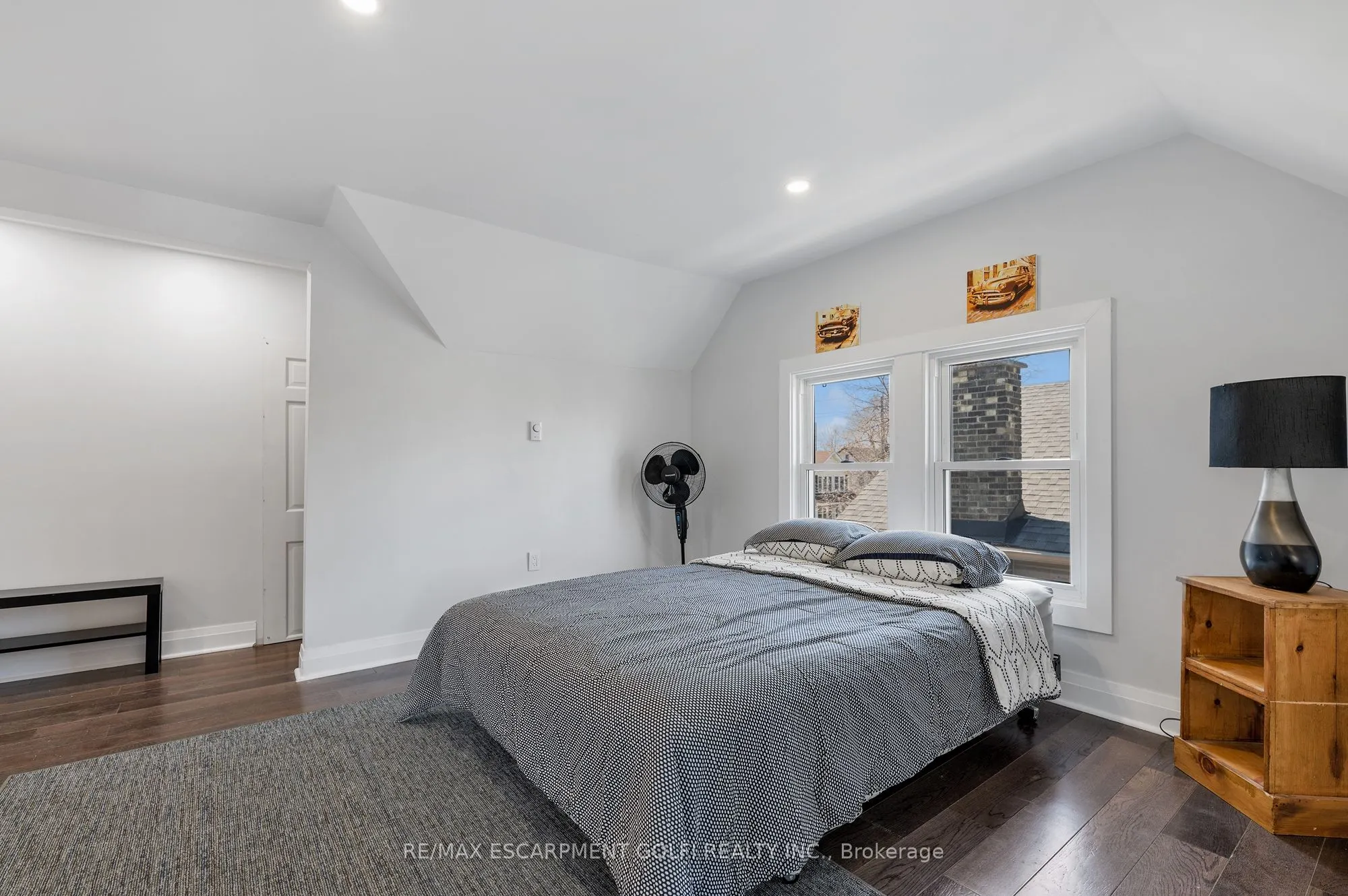 5039 Armoury Street