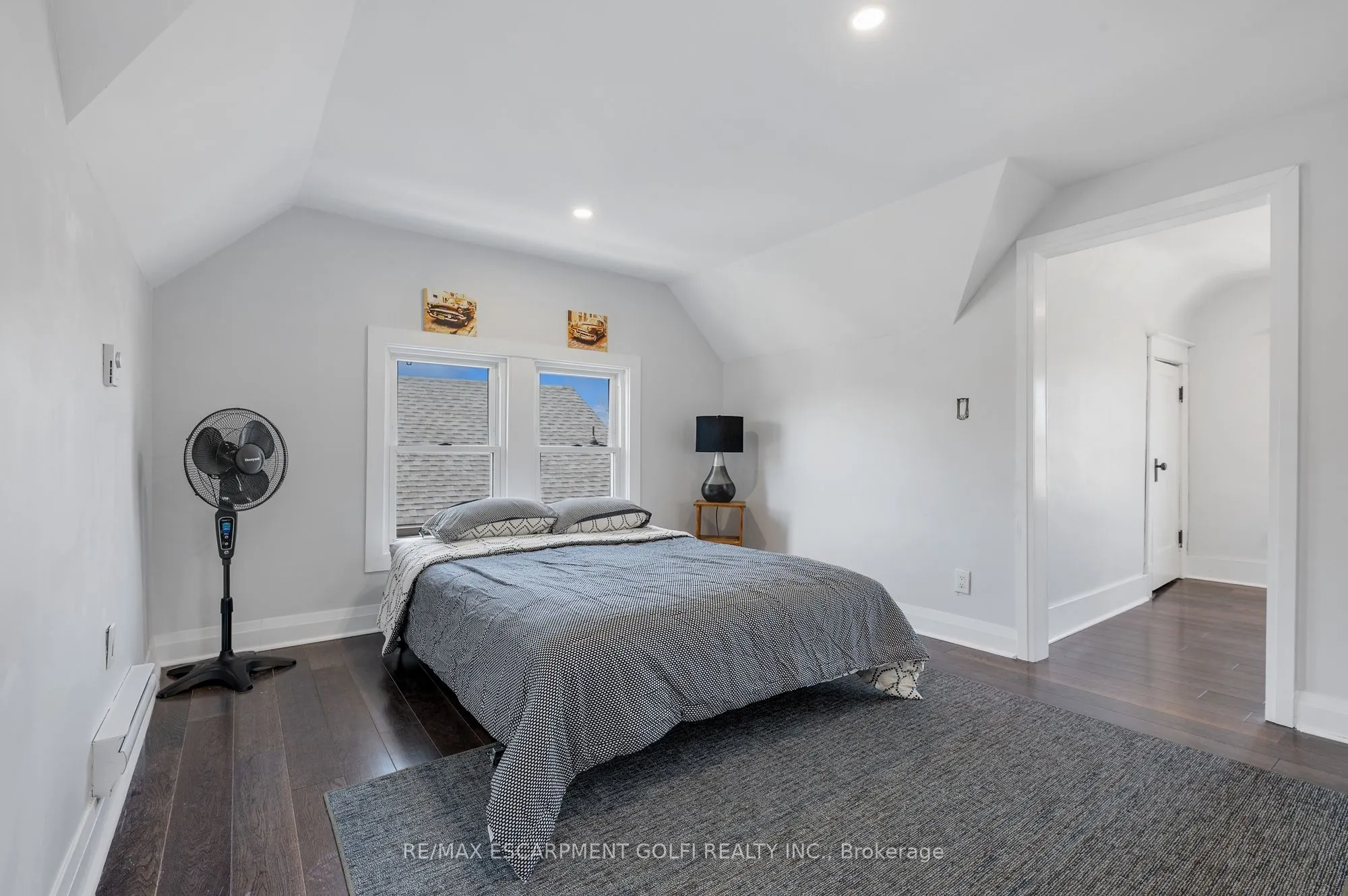 5039 Armoury Street