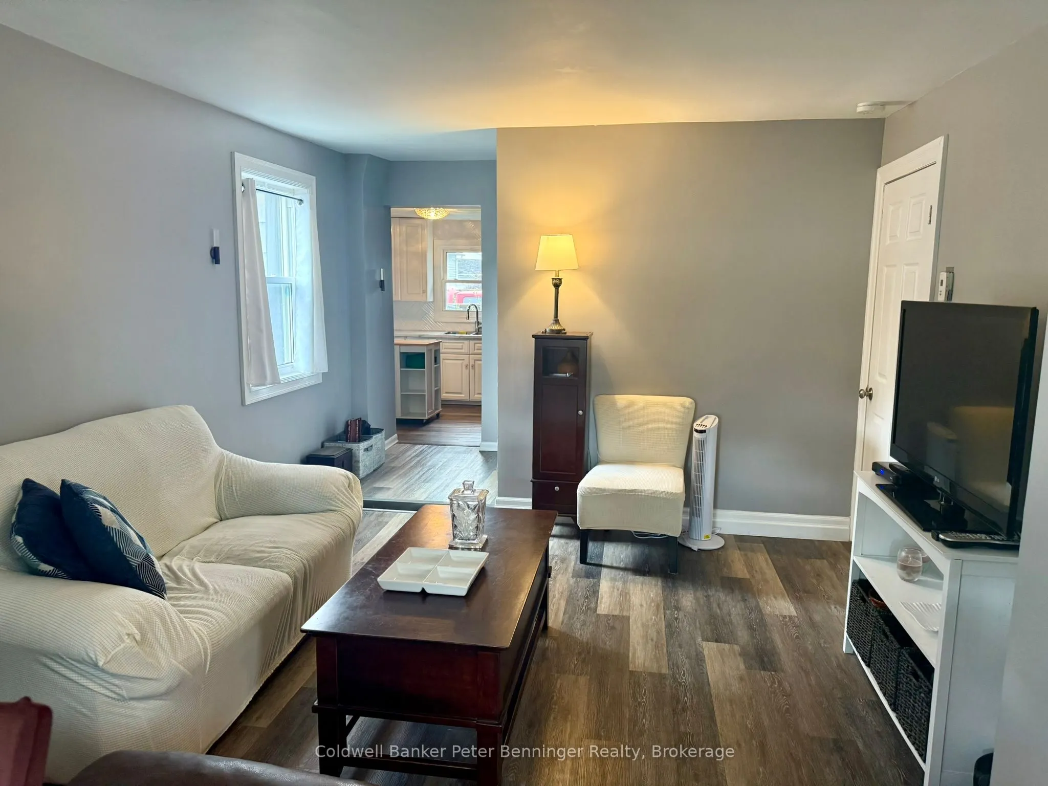582 9th Street