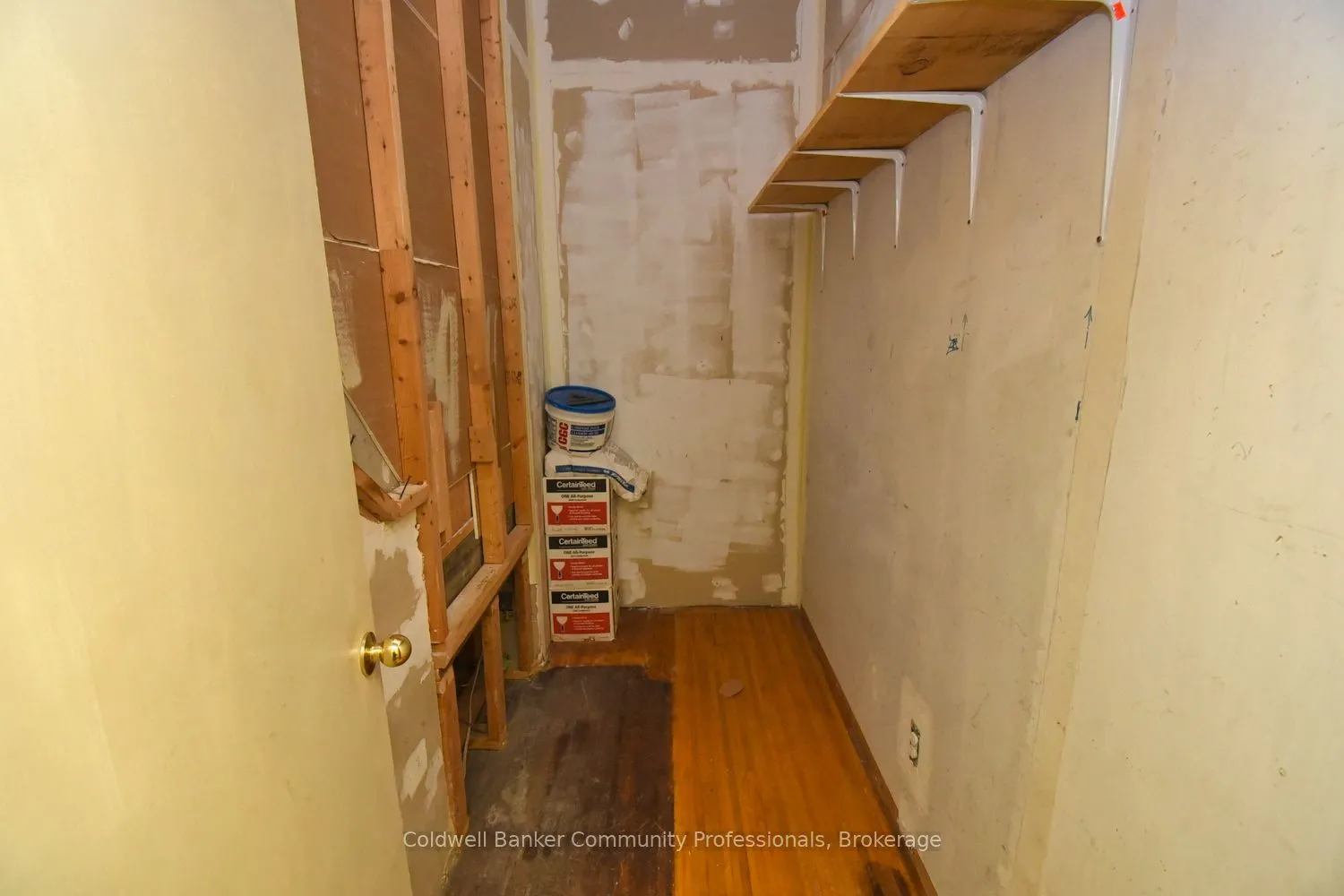 167 Prospect Street S