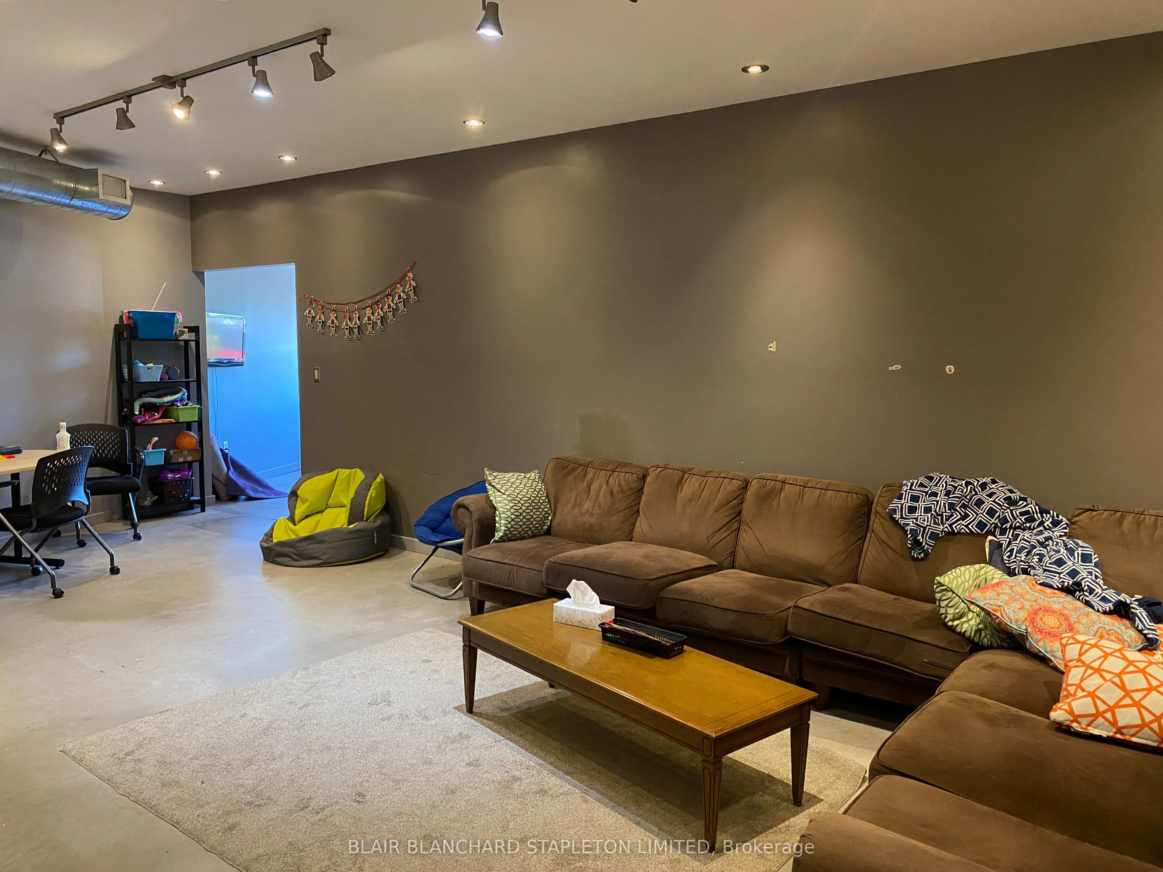 435 York Boulevard, #2A