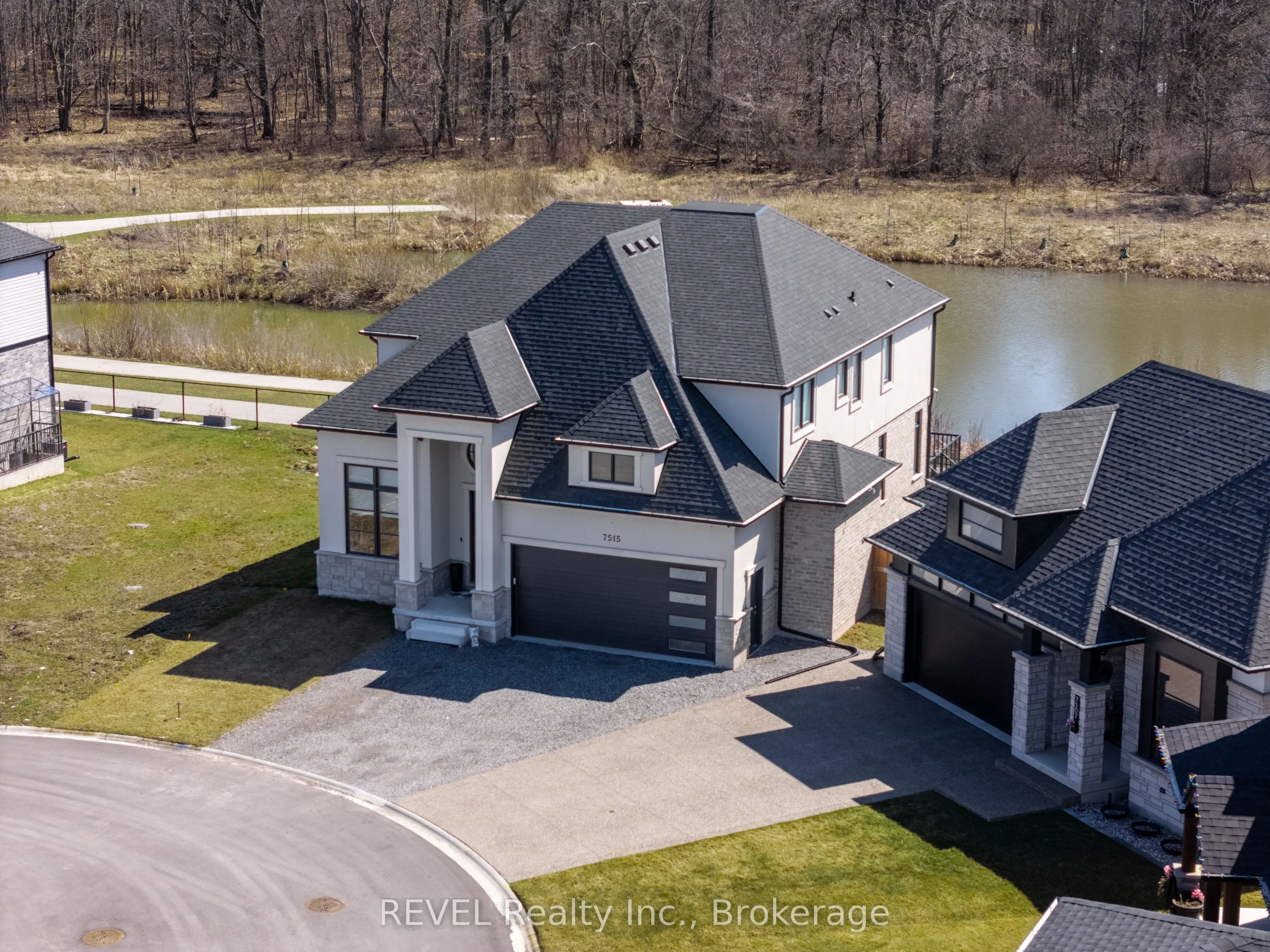 7515 Sherrilee Crescent