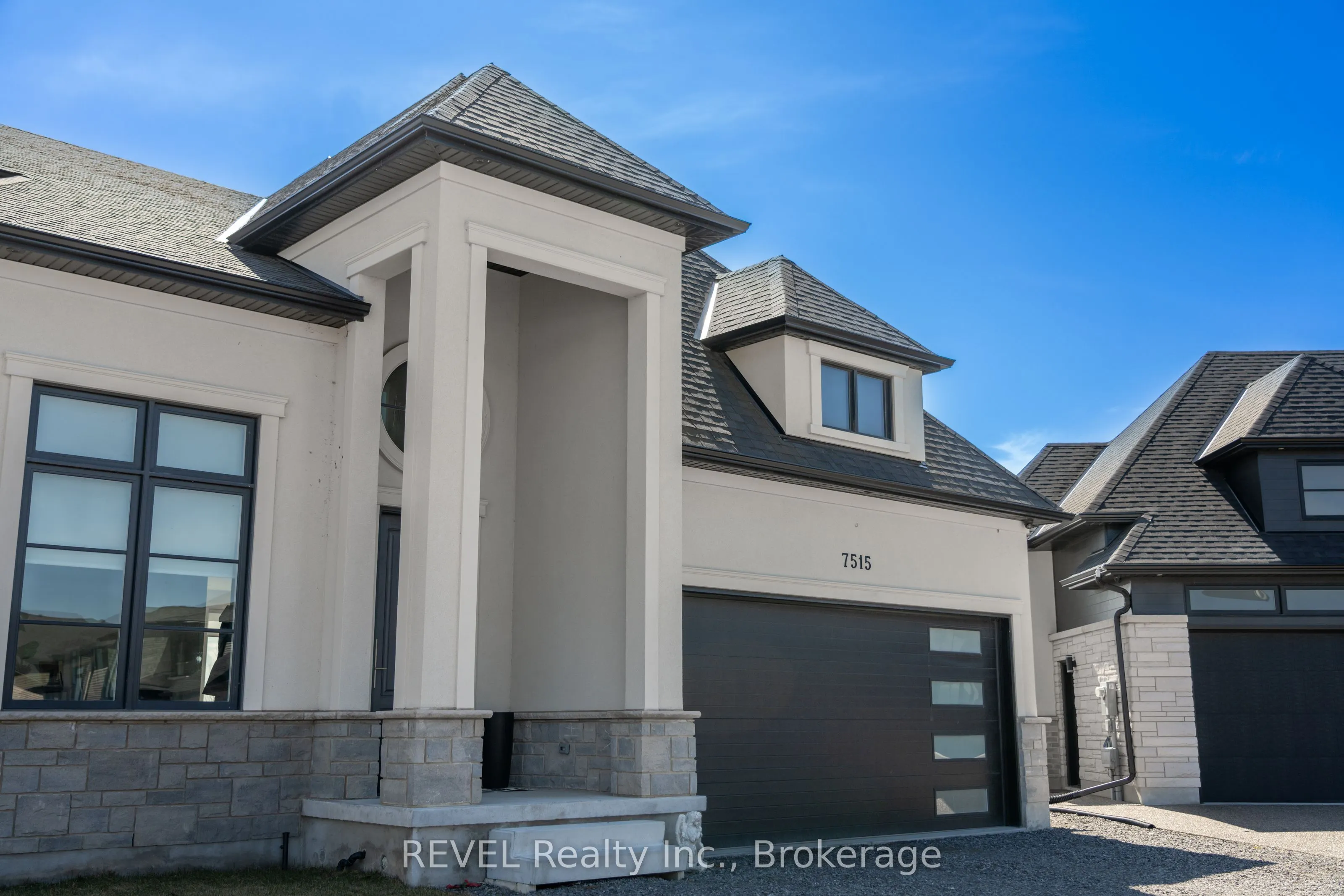 7515 Sherrilee Crescent