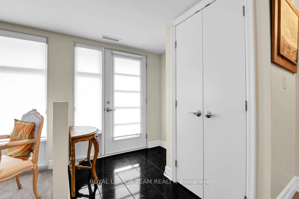 775 Richmond Road N, #7