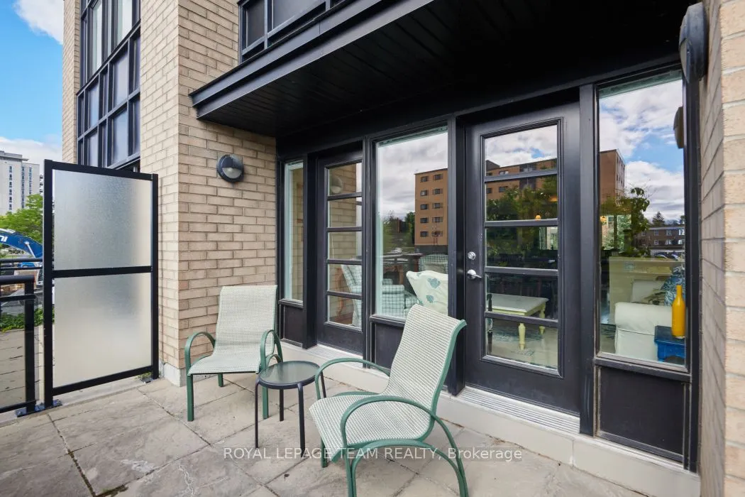 775 Richmond Road N, #7