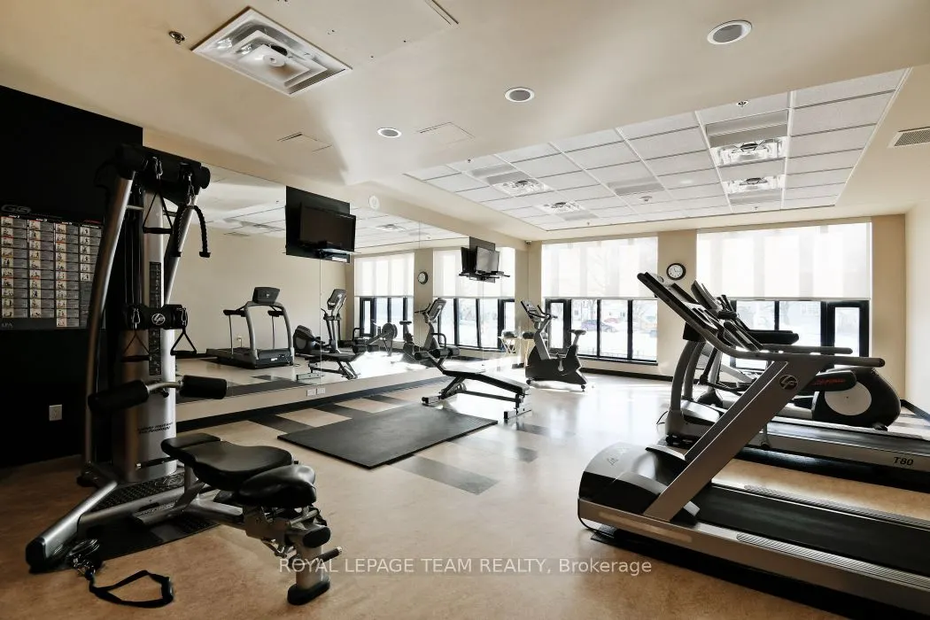 775 Richmond Road N, #7