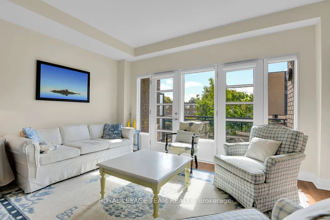 775 Richmond Road N, #7