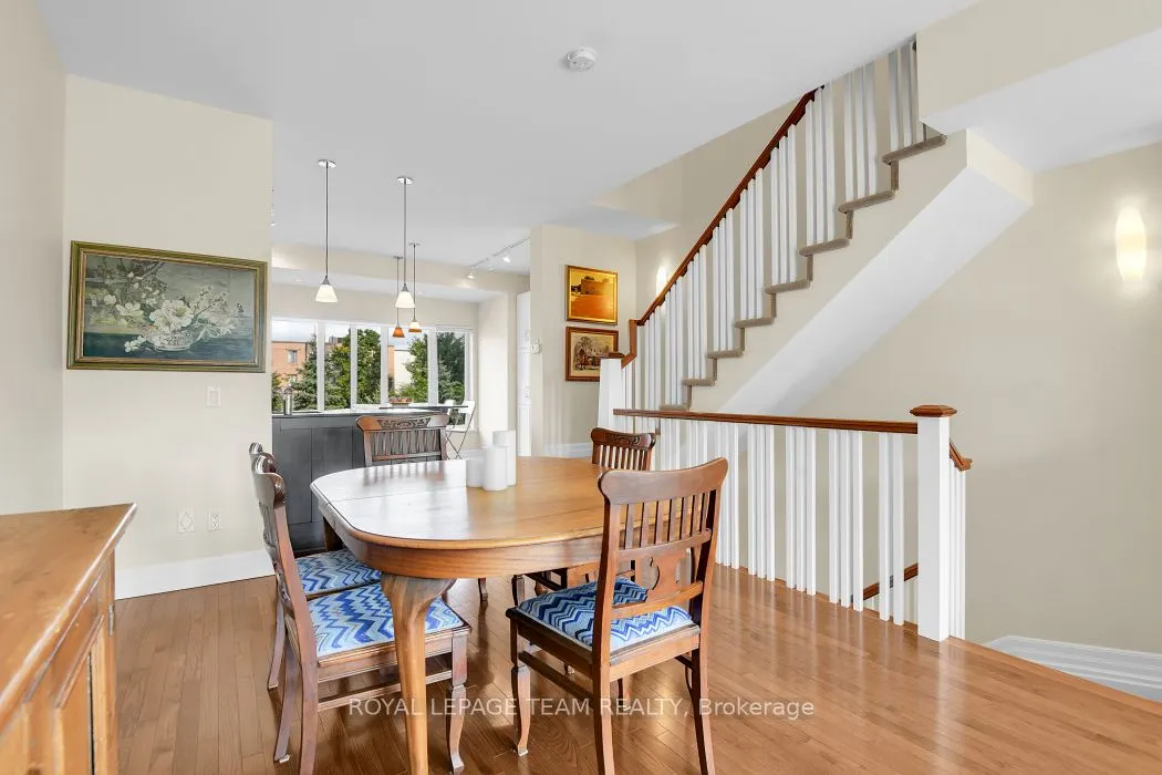 775 Richmond Road N, #7