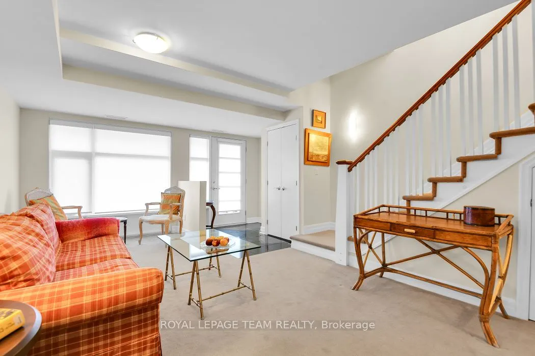 775 Richmond Road N, #7
