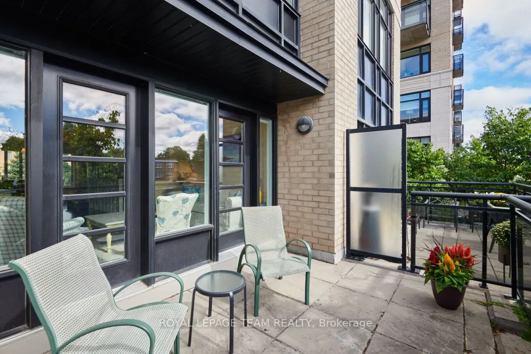 775 Richmond Road N, #7