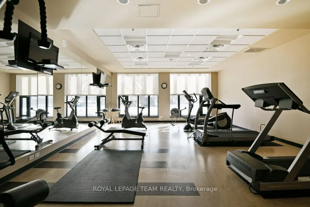 775 Richmond Road N, #7