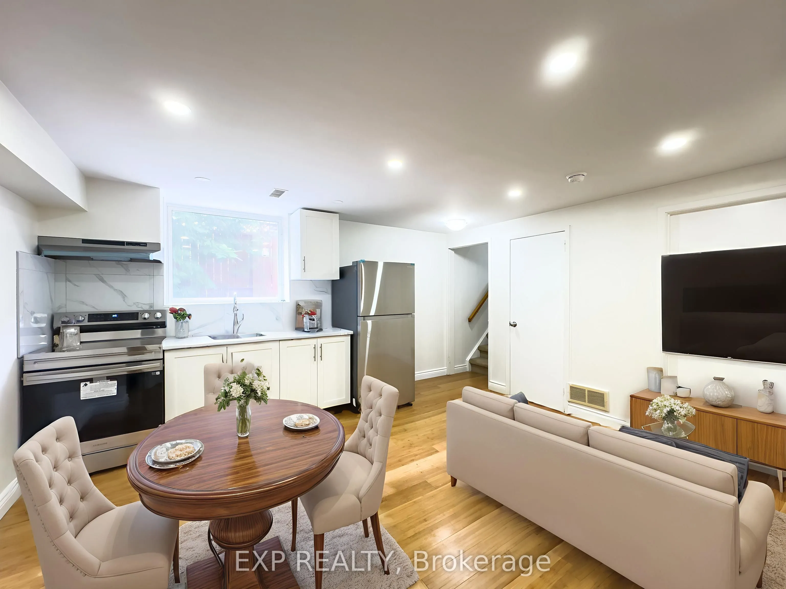 222 Castlefrank Road, #Lower