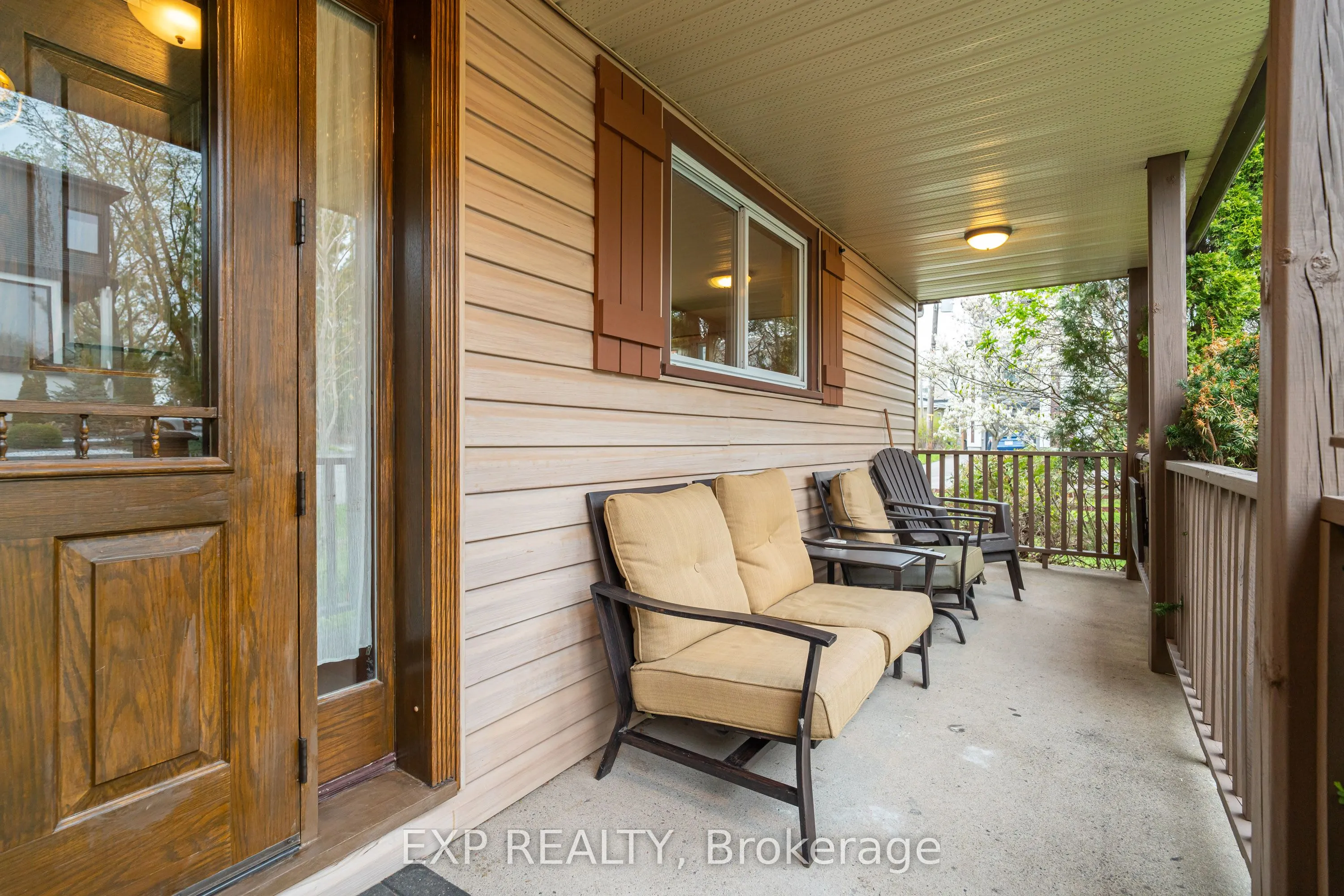 220 Ancaster Avenue