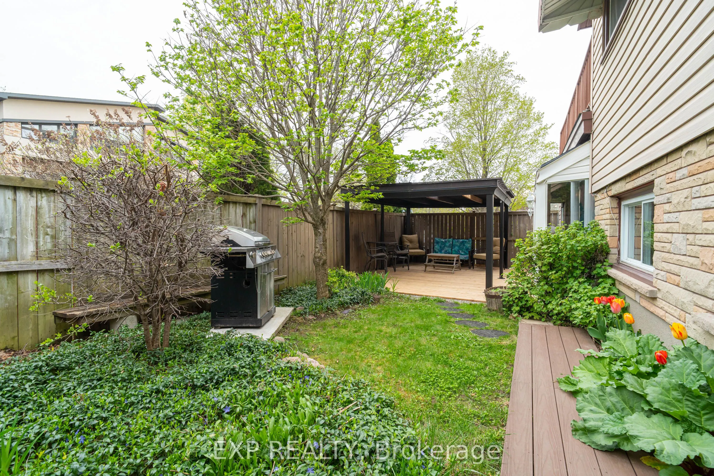 220 Ancaster Avenue