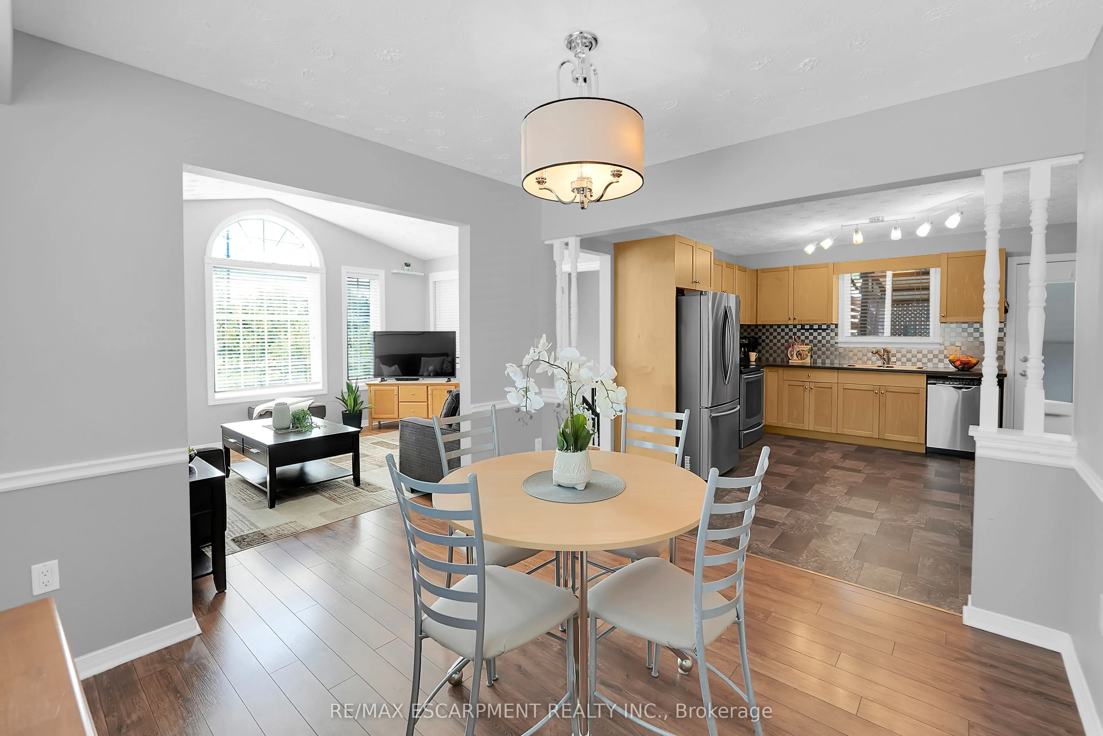 373 Washington Road