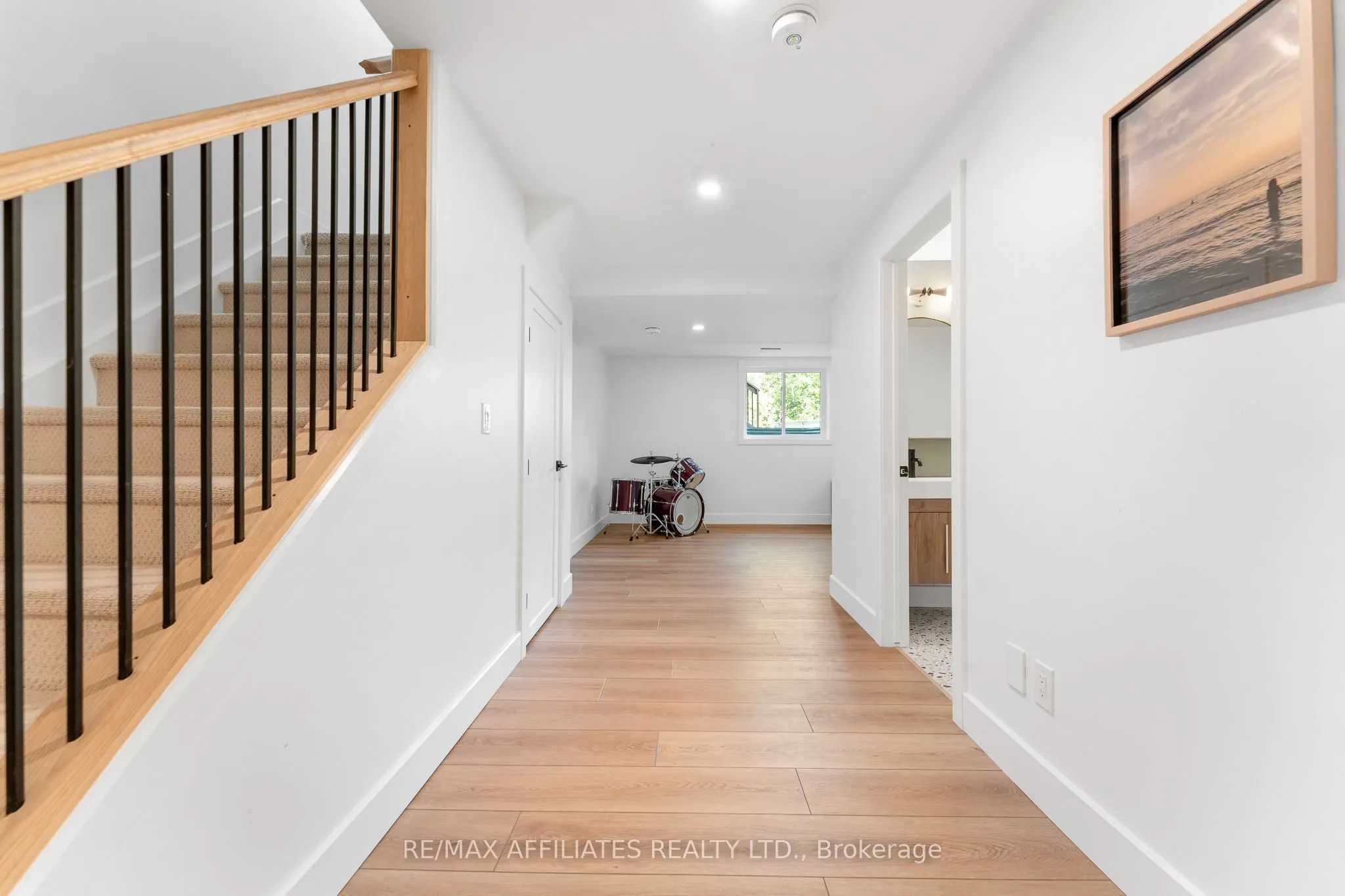 325 RIDGEMONT Drive