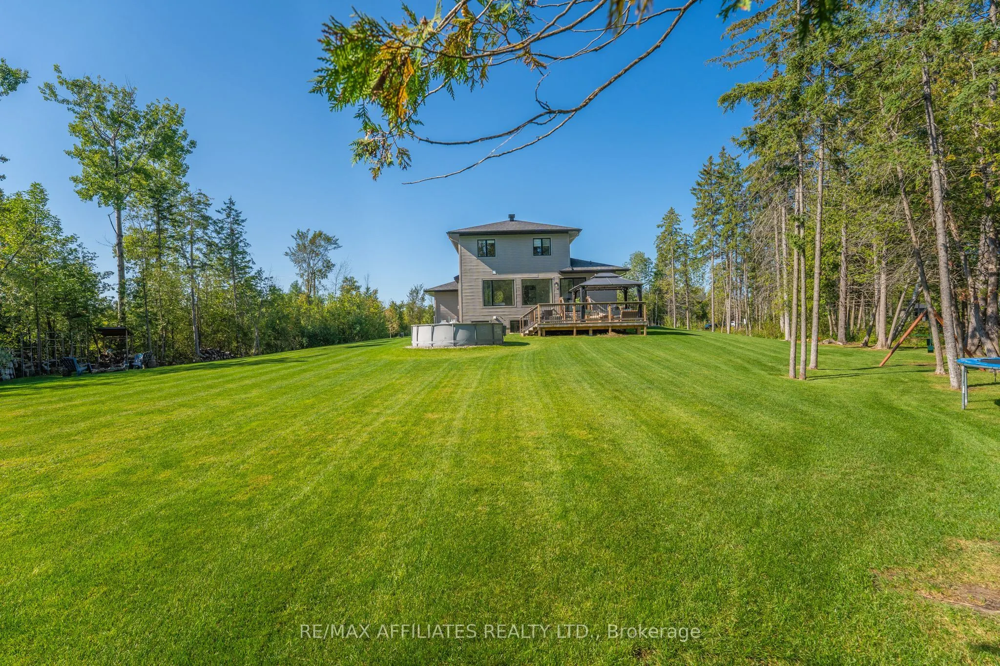 325 RIDGEMONT Drive