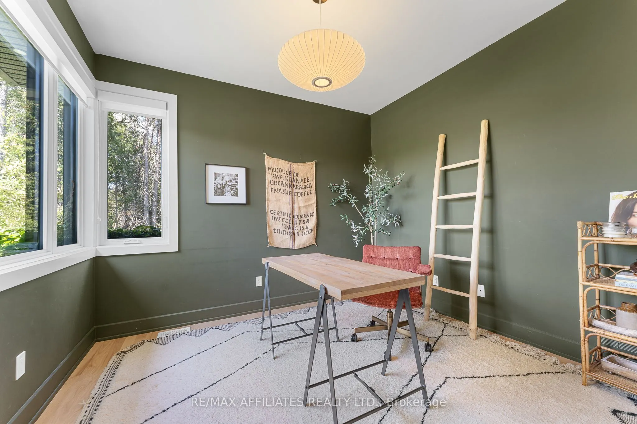 325 RIDGEMONT Drive