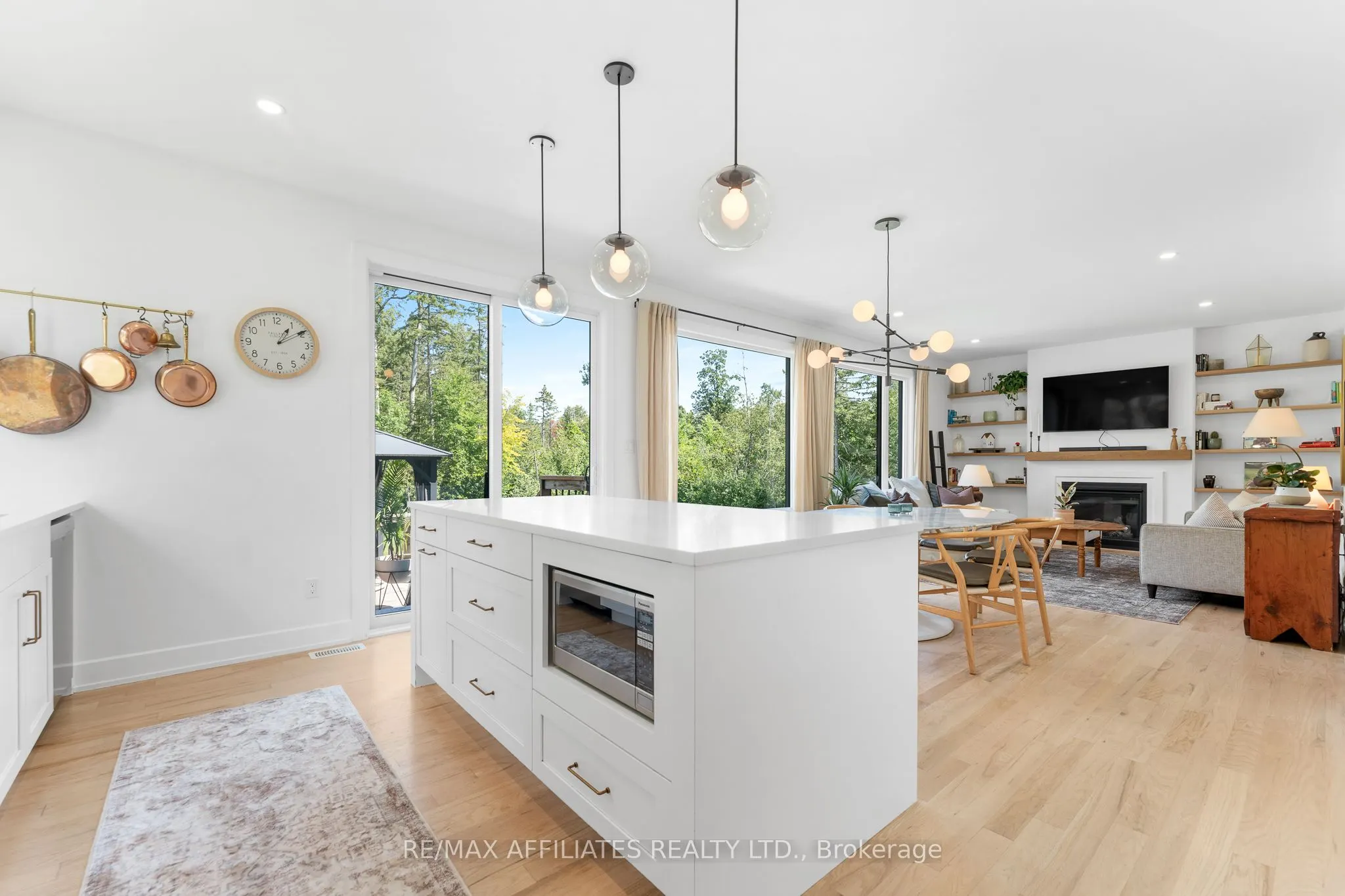 325 RIDGEMONT Drive