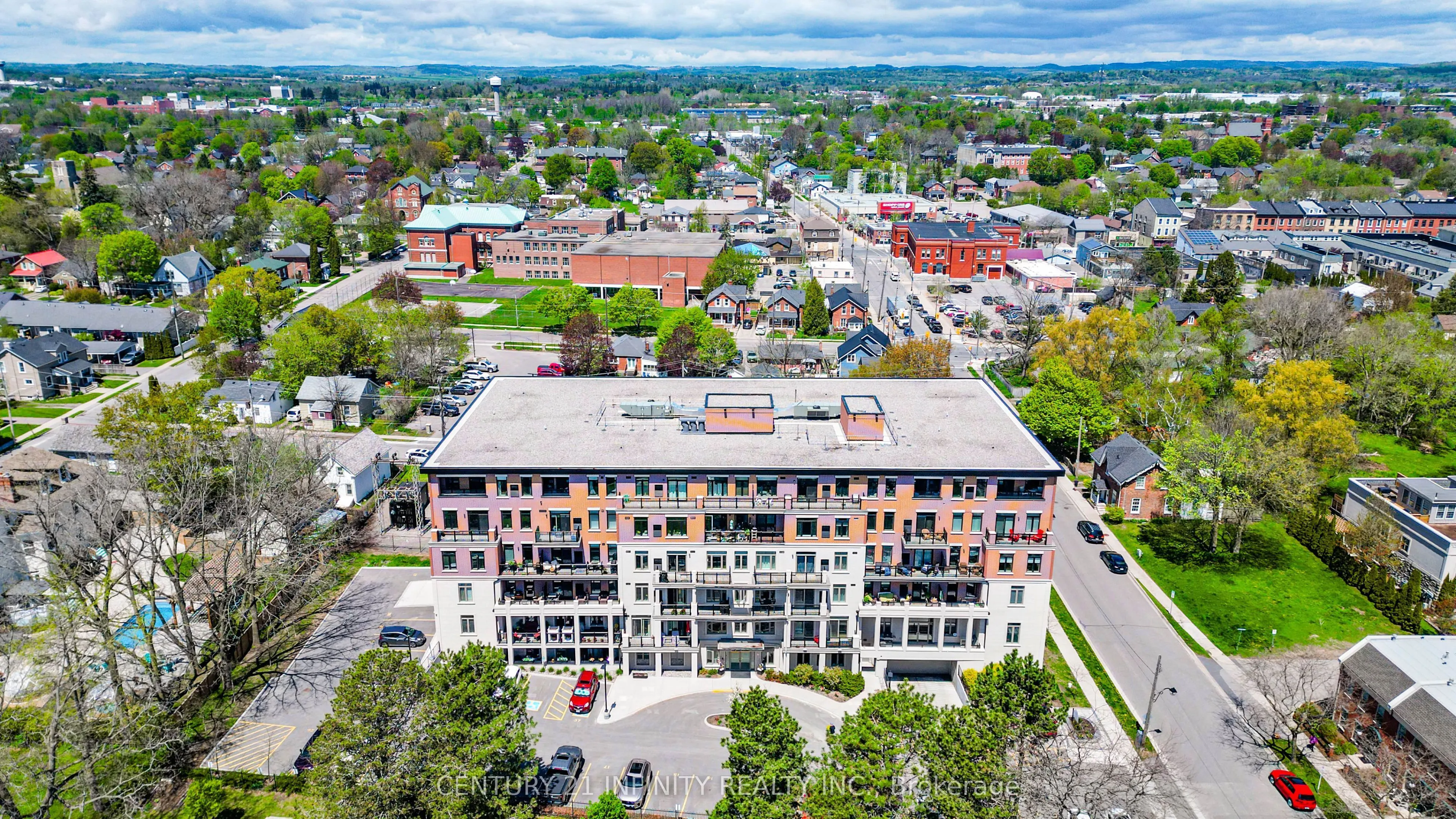 135 Orr Street, #101