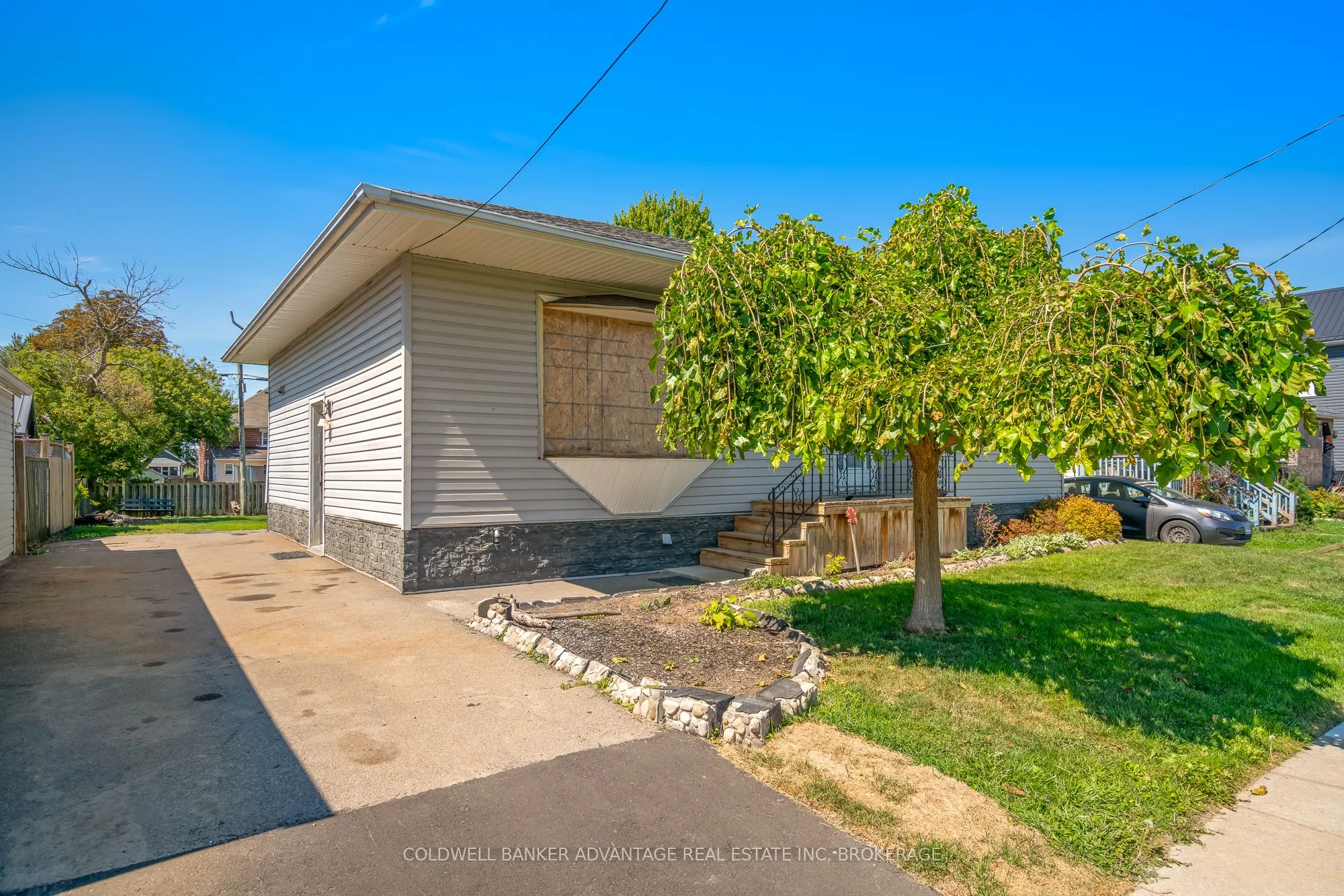198 Davis Street