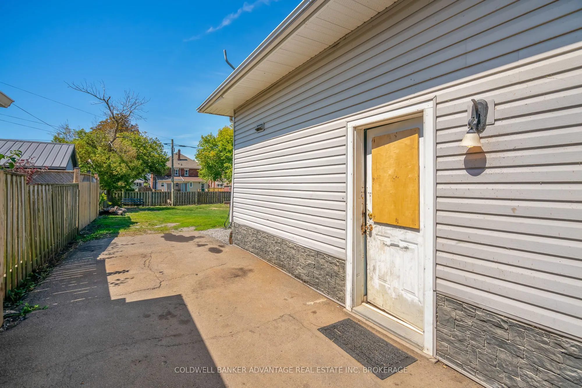 198 Davis Street
