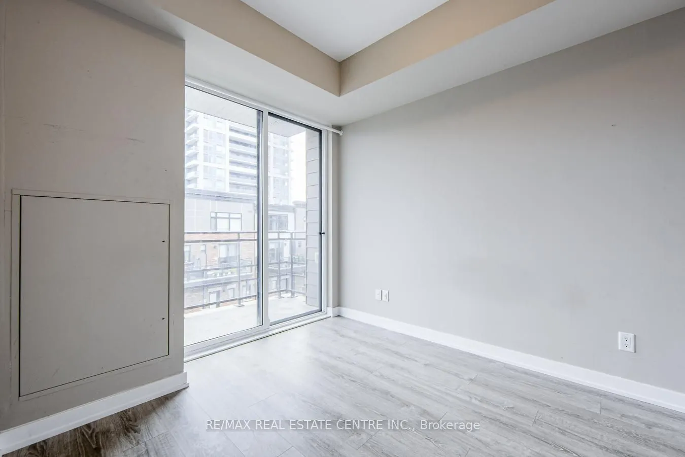 10 Esplanade Lane, #313