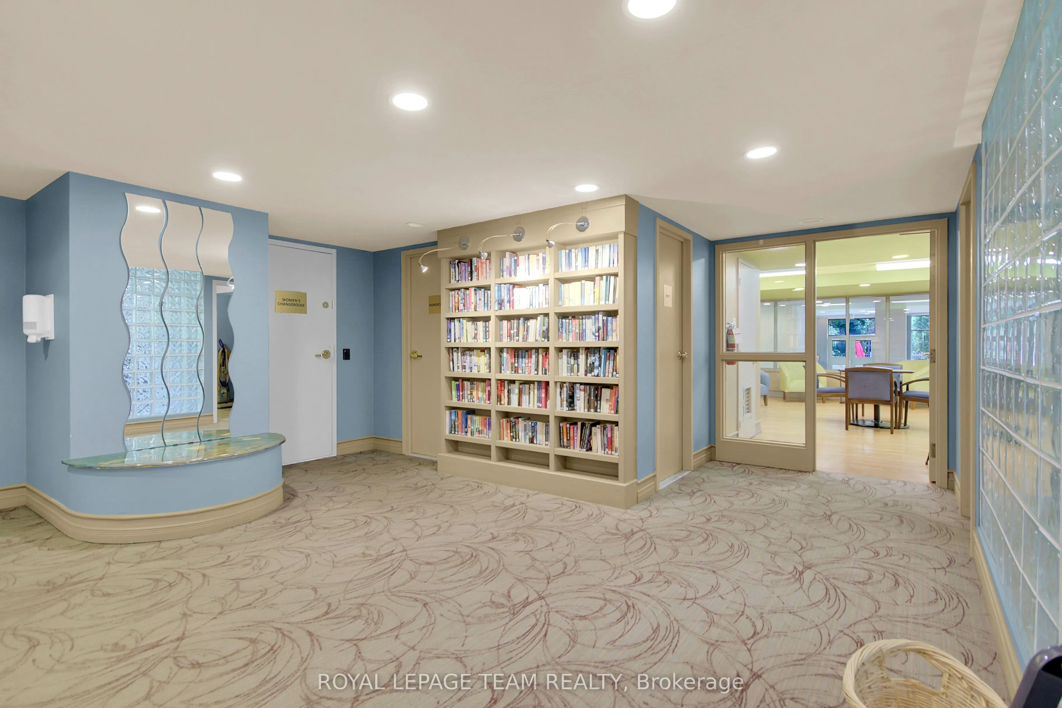 100 Grant Carman Drive, #804