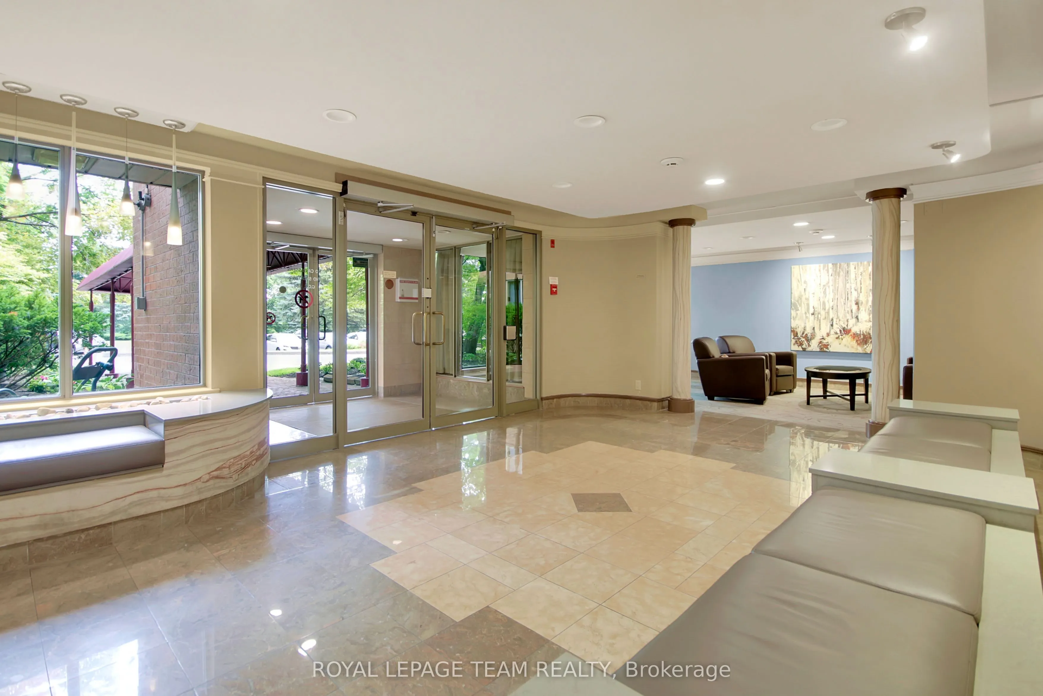 100 Grant Carman Drive, #804
