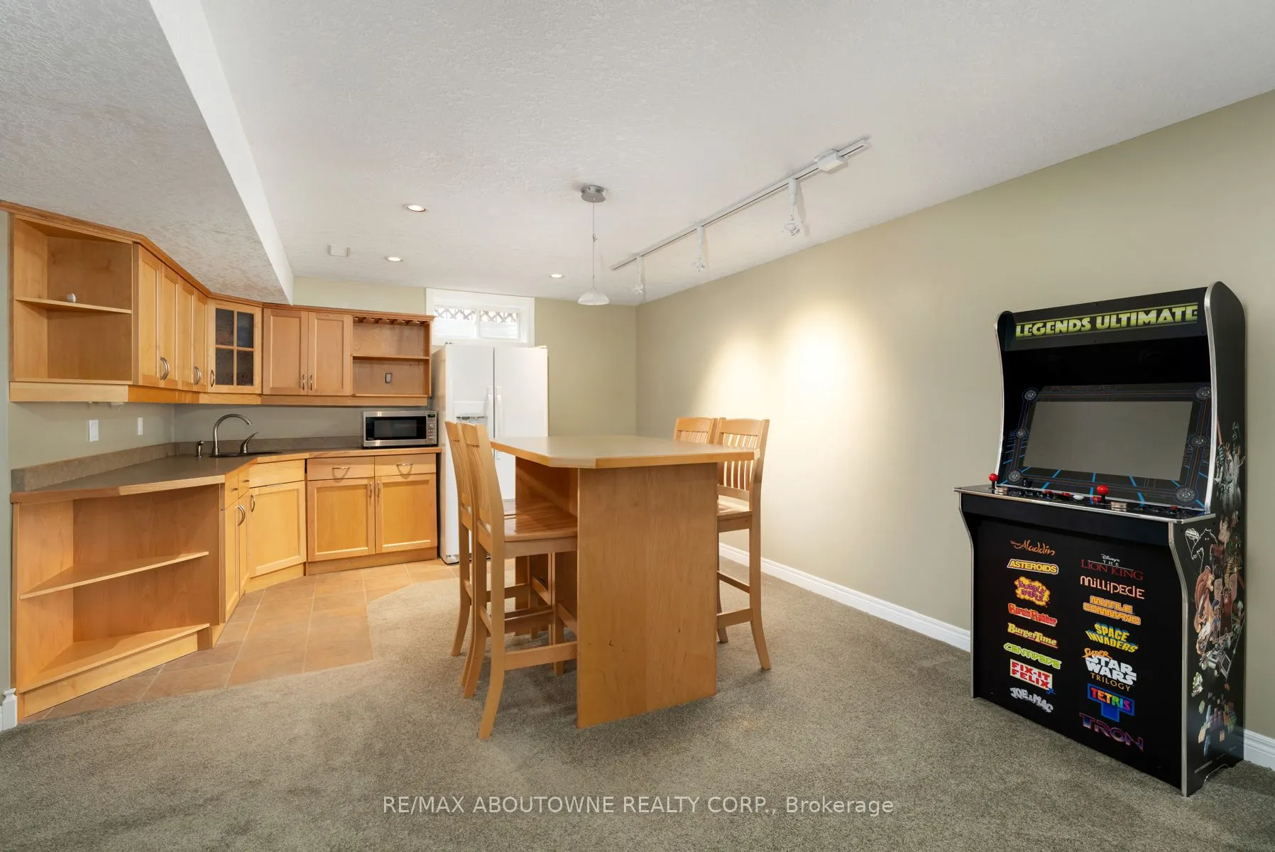 42 Pearwood Court