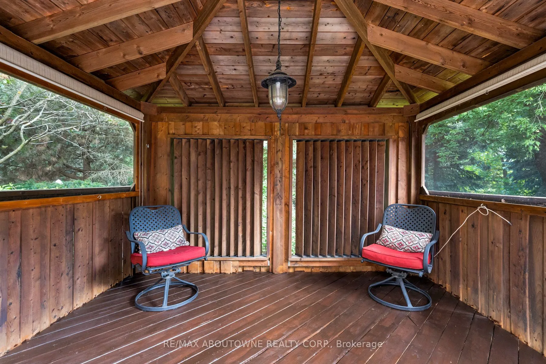42 Pearwood Court