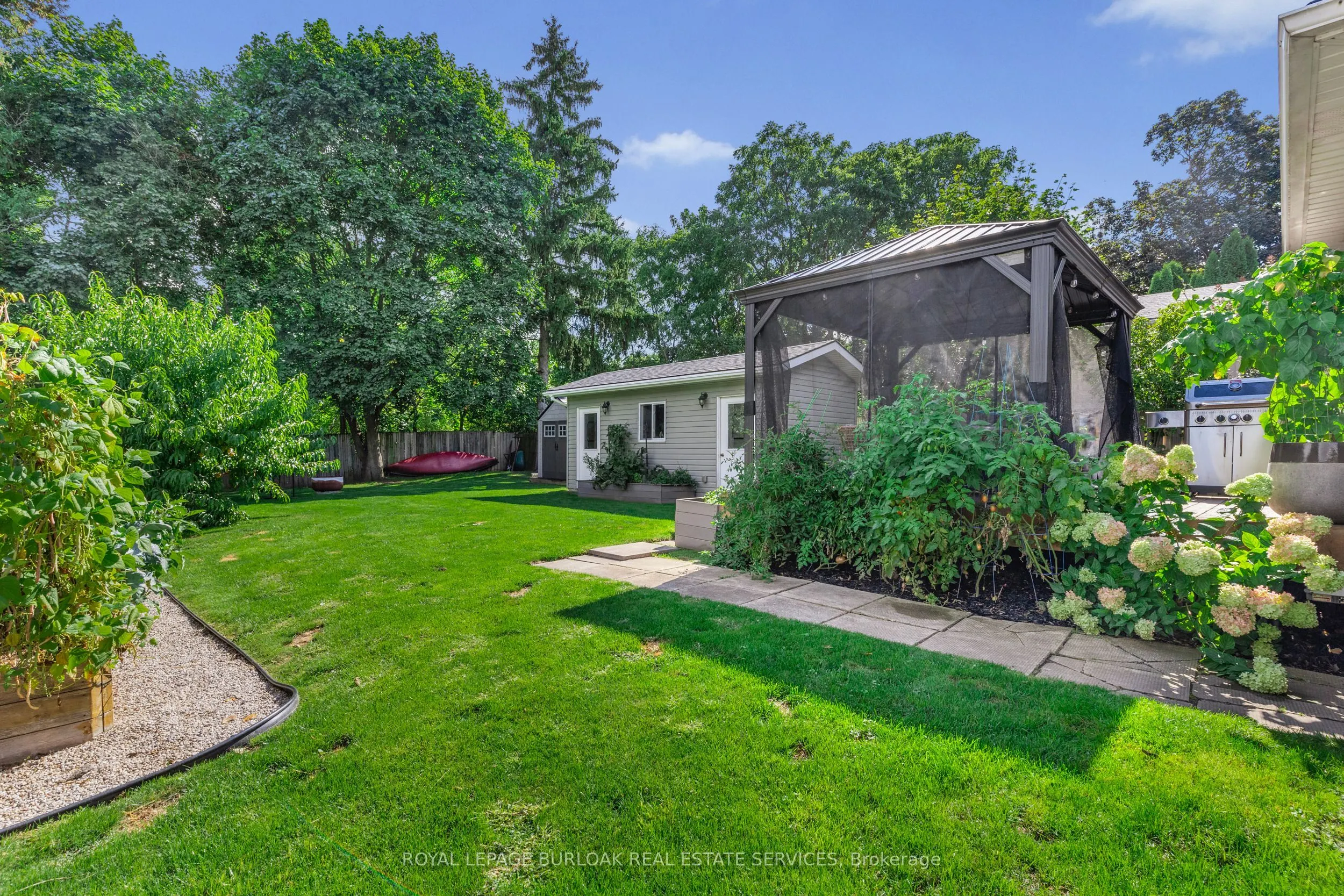 11 Flynn Avenue